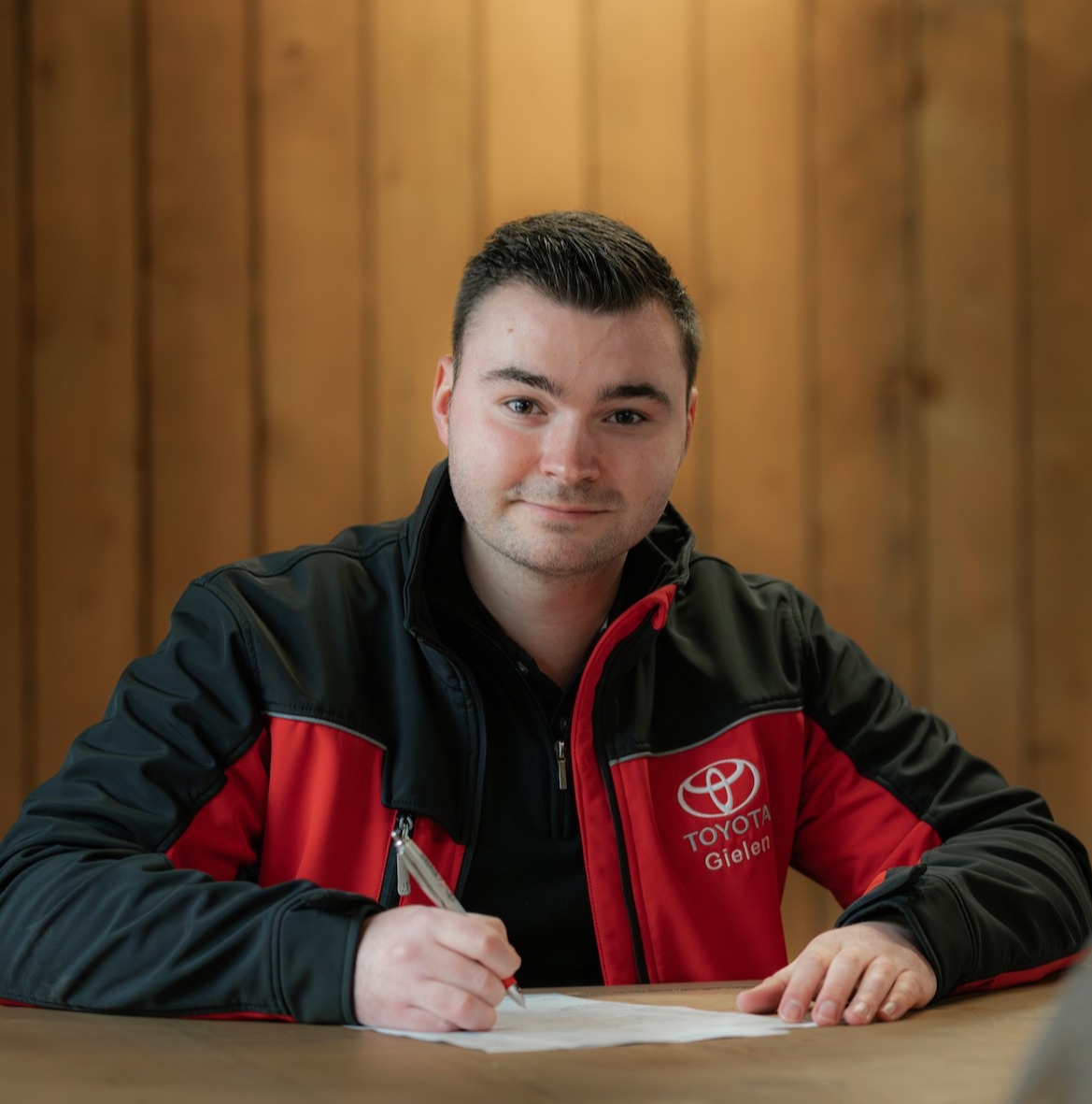 Gallery gallery_images_6_2_1774625747133645832.jpg Raf Dorssers | Autobedrijf Gielen