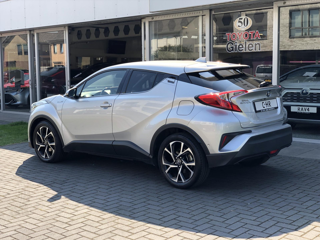 Toyota C-HR 1.8 Hybrid Style | Dodehoekherkenning, Parkeersensoren, Stoel + Stuurverwarming, Keyless, 18 inch 40052563-2.jpg | Autobedrijf Gielen