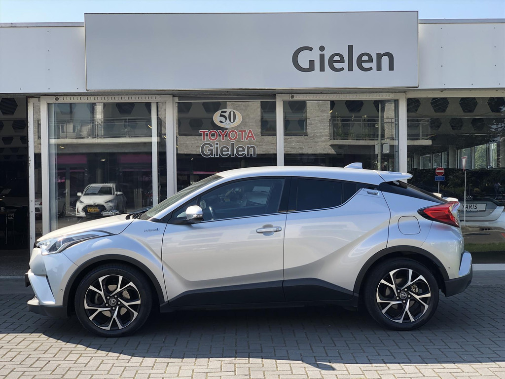 Toyota C-HR 1.8 Hybrid Style | Dodehoekherkenning, Parkeersensoren, Stoel + Stuurverwarming, Keyless, 18 inch 40052563-4.jpg | Autobedrijf Gielen