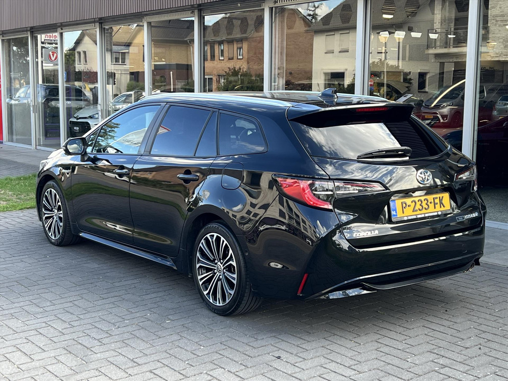 Toyota Corolla Touring Sports 2.0 Hybrid Dynamic Plus | Dodehoekherkenning, Parkeersensoren, Stoel + Stuurverwarming, Keyless, 17 inch 40216940-2.jpg | Autobedrijf Gielen