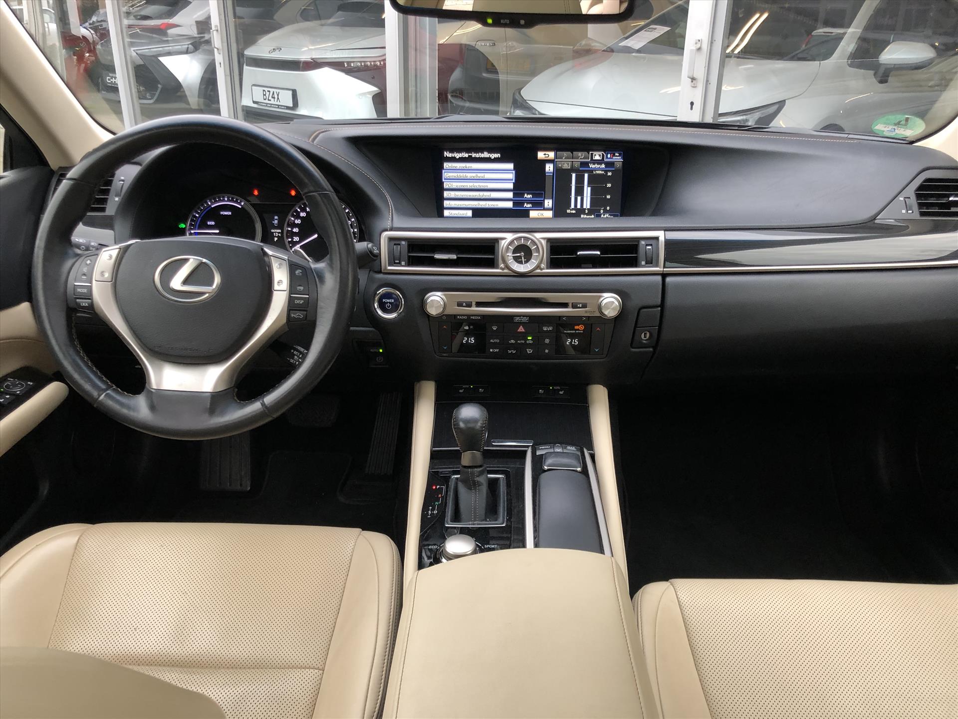 Lexus GS 300h 223PK Luxury Line | Schuifdak, Mark Levinson, Stoelventilatie, Leer, Geheugenfunctie, Navigatie, Dodehoekherkenning, Perfec 40721849-17.jpg | Autobedrijf Gielen
