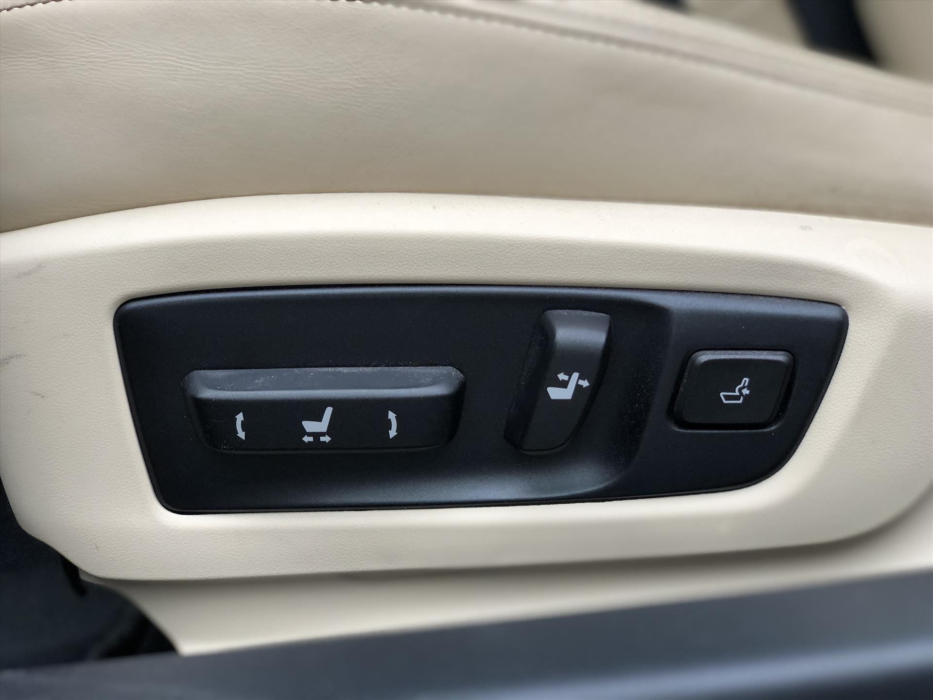 Lexus GS 300h 223PK Luxury Line | Schuifdak, Mark Levinson, Stoelventilatie, Leer, Geheugenfunctie, Navigatie, Dodehoekherkenning, Perfec 40721849-19.jpg | Autobedrijf Gielen