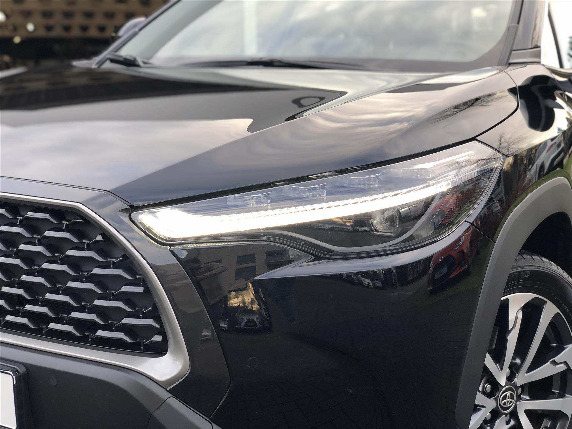Toyota Corolla Cross 1.8 Full Hybrid 140 Style | Elektrische achterklep, Smart Connect, Dodehoekherkenning, Parkeersensoren, Stuurverwarming 41657865-2.jpg | Autobedrijf Gielen