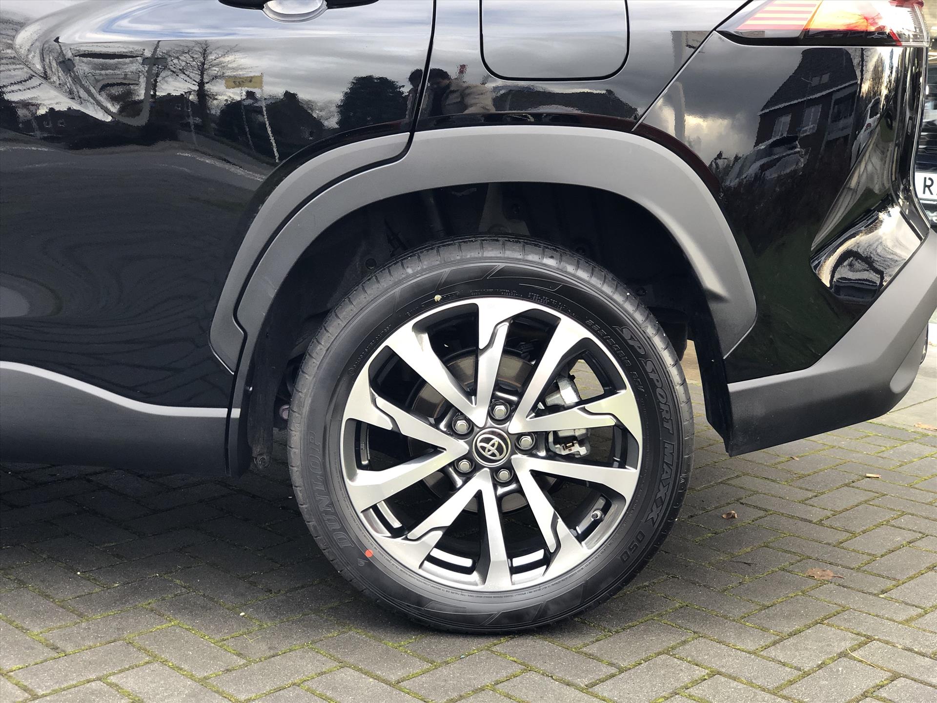 Toyota Corolla Cross 1.8 Full Hybrid 140 Style | Elektrische achterklep, Smart Connect, Dodehoekherkenning, Parkeersensoren, Stuurverwarming 41657865-3.jpg | Autobedrijf Gielen