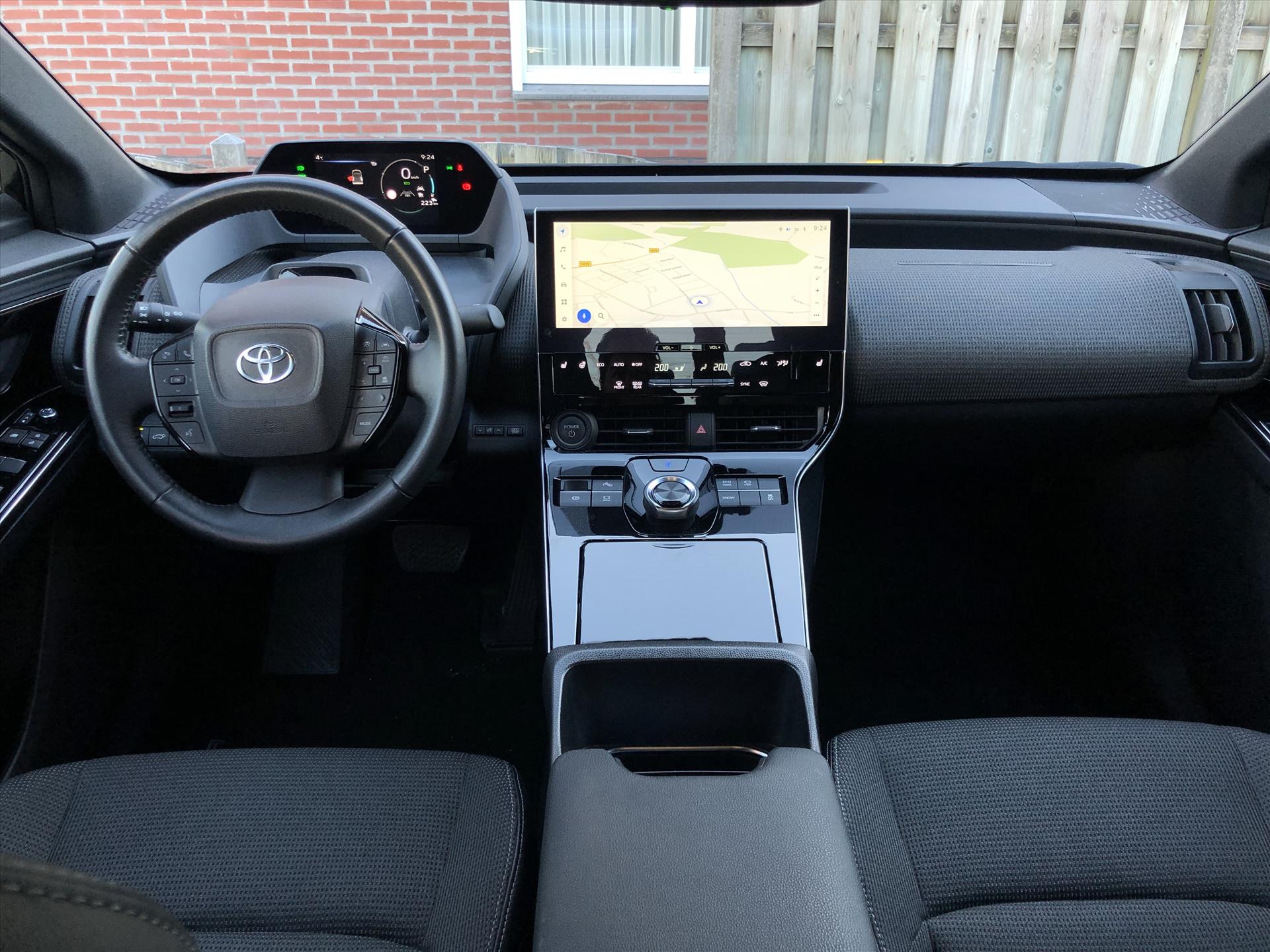 Toyota Bz4x 71,4 kWh 204pk Dynamic | Groot scherm, 360 Camera, Parkeersensoren, Elektrische achterklep, LED, Stoel + Stuurverwarming 42461224-13.jpg | Autobedrijf Gielen