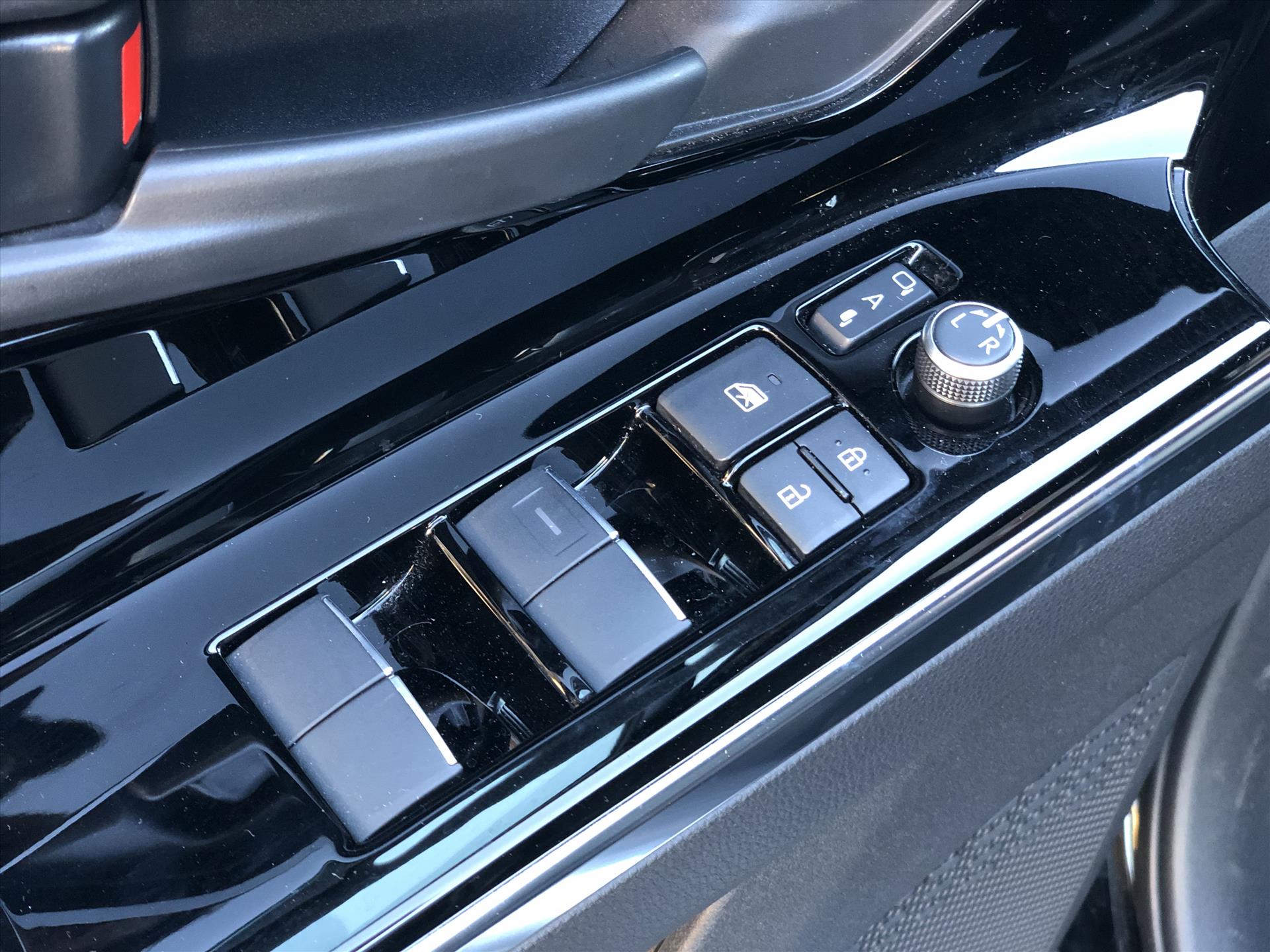 Toyota Bz4x 71,4 kWh 204pk Dynamic | Groot scherm, 360 Camera, Parkeersensoren, Elektrische achterklep, LED, Stoel + Stuurverwarming 42461224-33.jpg | Autobedrijf Gielen