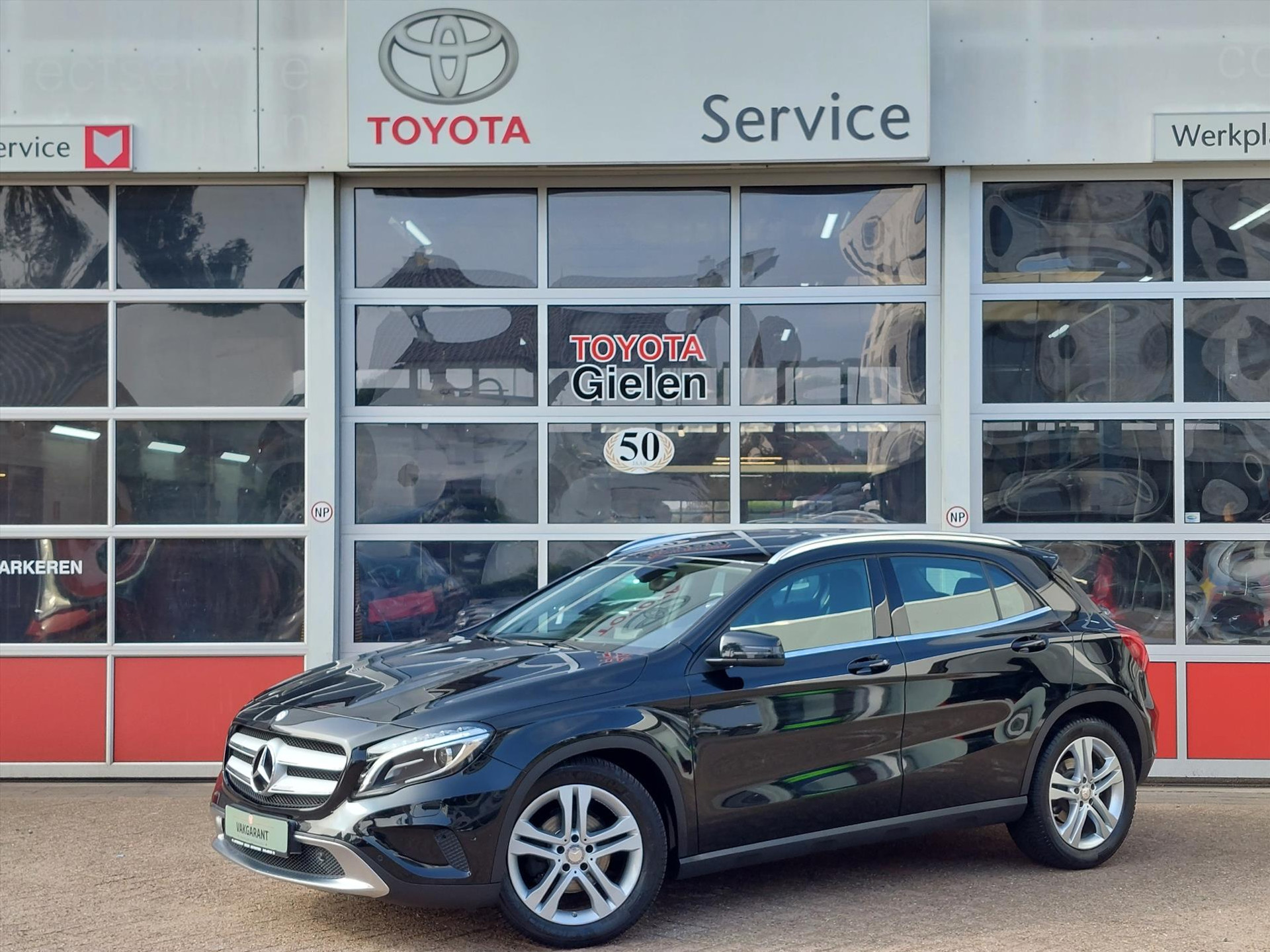 Mercedes-Benz GLA 200 Automaat Urban Ambition | Navigatie, Camera, Cruise control, dealeronderhouden, Zeer mooi! 42776543-1.jpg | Autobedrijf Gielen