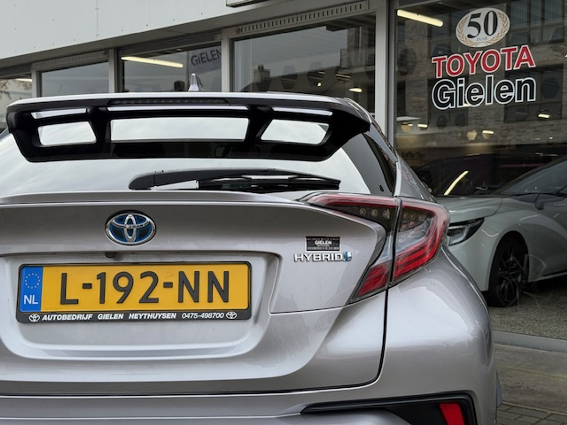 Toyota C-HR 1.8 Hybrid Style | Dodehoekherkenning, Parkeersensoren, Navigatie, Stoel + Stuurverwarming, Keyless, 18 inch 42855260-13.jpg | Autobedrijf Gielen
