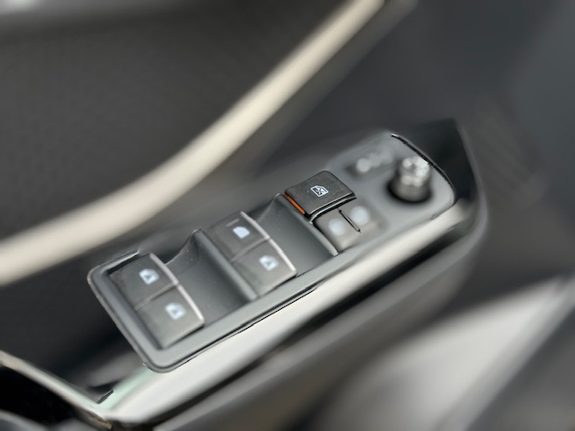 Toyota C-HR 1.8 Hybrid Style | Dodehoekherkenning, Parkeersensoren, Navigatie, Stoel + Stuurverwarming, Keyless, 18 inch 42855260-22.jpg | Autobedrijf Gielen