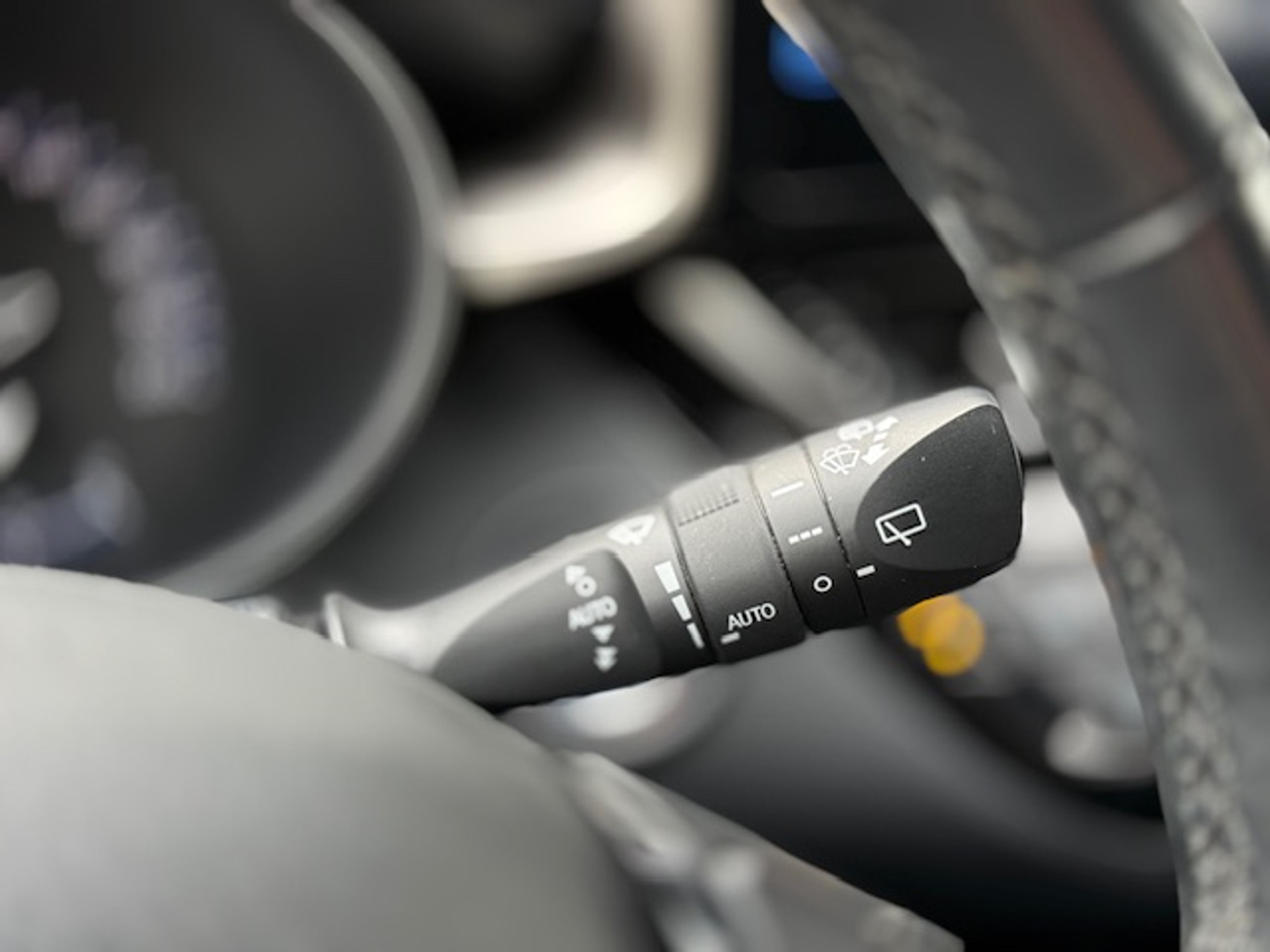 Toyota C-HR 1.8 Hybrid Style | Dodehoekherkenning, Parkeersensoren, Navigatie, Stoel + Stuurverwarming, Keyless, 18 inch 42855260-33.jpg | Autobedrijf Gielen