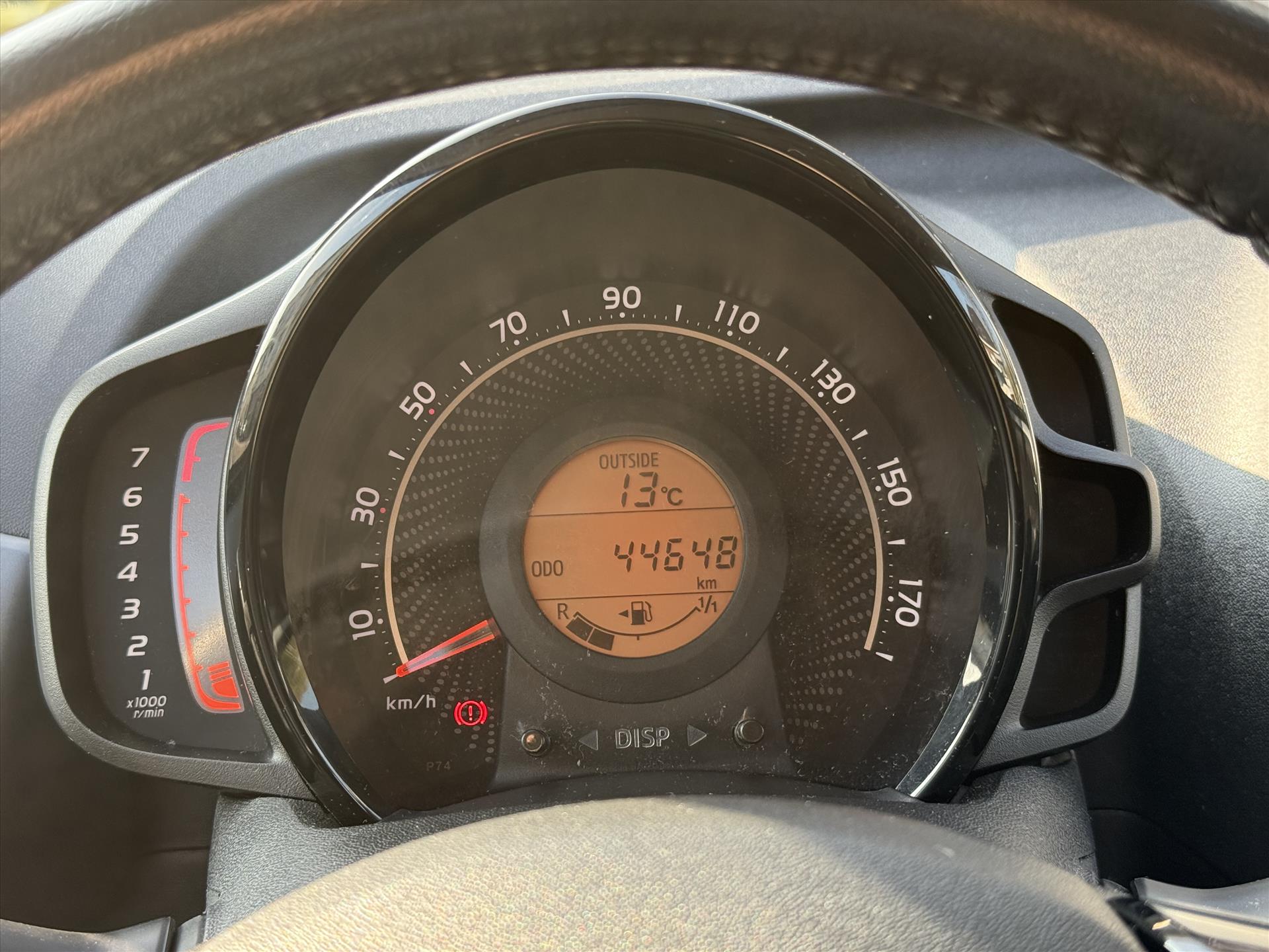 Toyota Aygo 1.0 X-Joy | Apple CarPlay/Android Auto, Lichtmetalen velgen, Parkeercamera, Stuurbediening, In hoogte verstelbare stoel 43684258-20.jpg | Autobedrijf Gielen