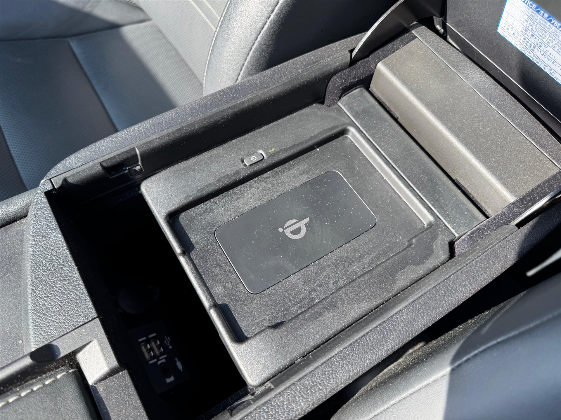 Lexus NX 300h AWD Luxury Line | Panoramadak, Premium Navigatie, Parkeersensoren, Leer, Stoelverwarming, Apple CarPlay/Android Auto 43744635-31.jpg | Autobedrijf Gielen