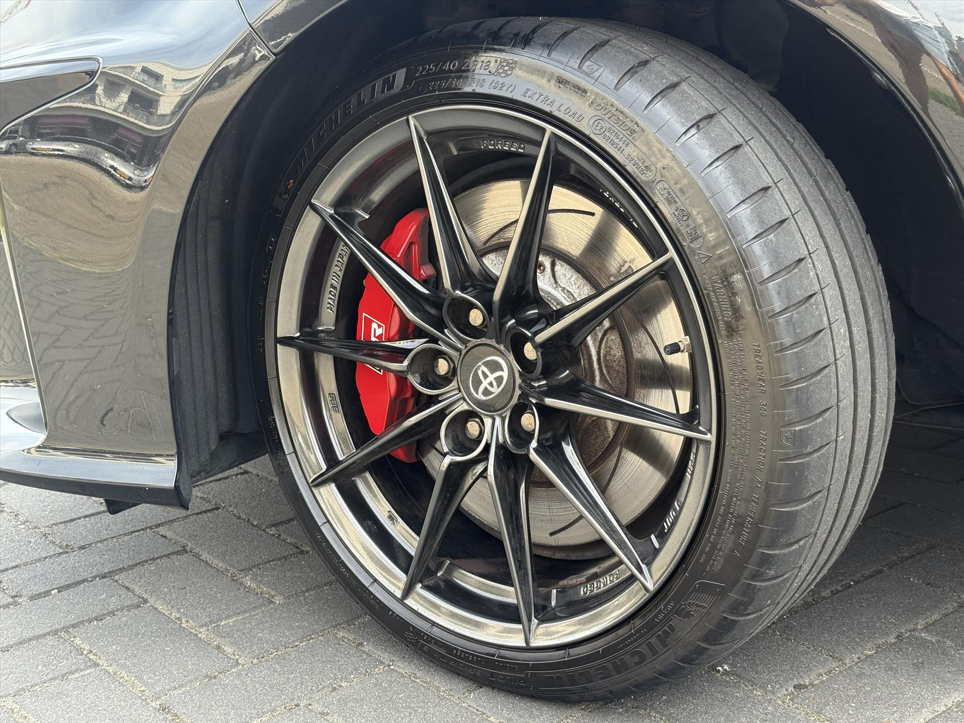 Toyota Yaris 1.6 Turbo 261pk GR Performance | Apple CarPlay/Android Auto, Keyless, Stoelverwarming, Leer/Alcantara 43878527-3.jpg | Autobedrijf Gielen