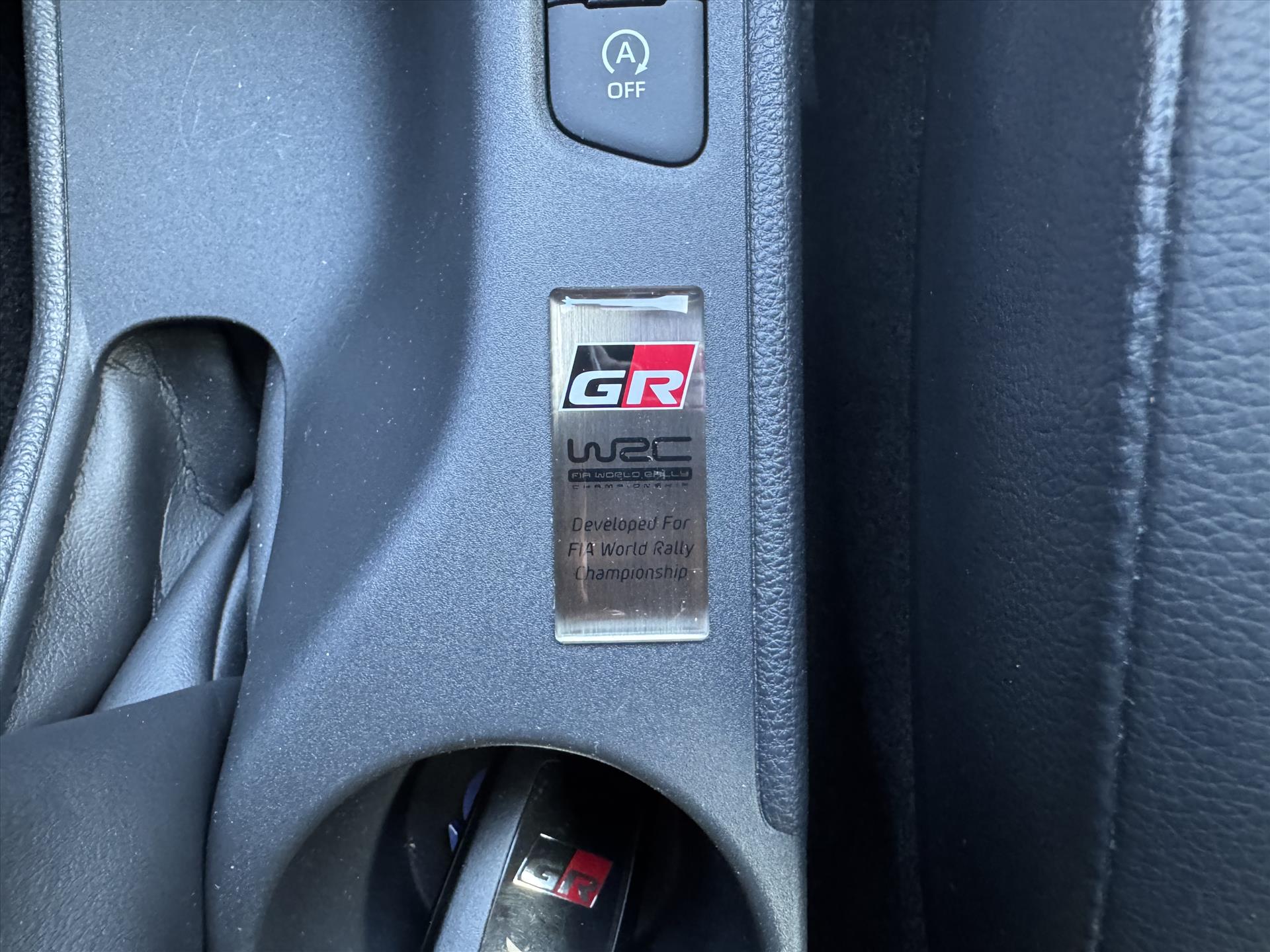 43878527-36.jpg