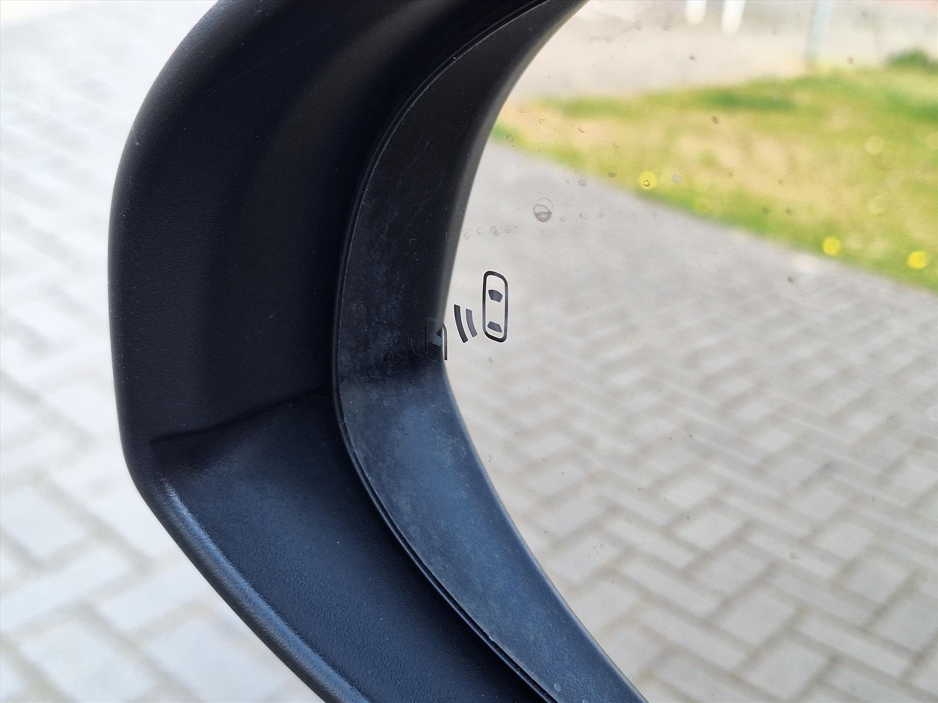 43959872-15.jpg