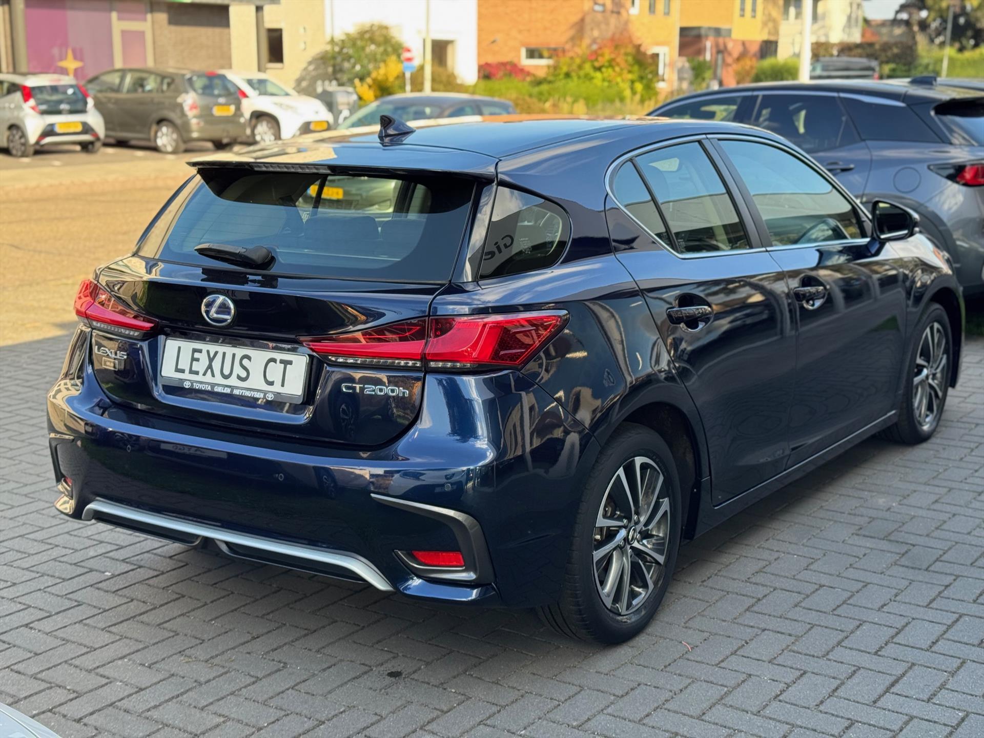 Lexus CT 200h Ultimate Edition | Eerste eigenaar, Schuifdak, Groot scherm, Parkeersensoren, Keyless, Adaptive cruise control, Navigatie, 44293313-3.jpg | Autobedrijf Gielen