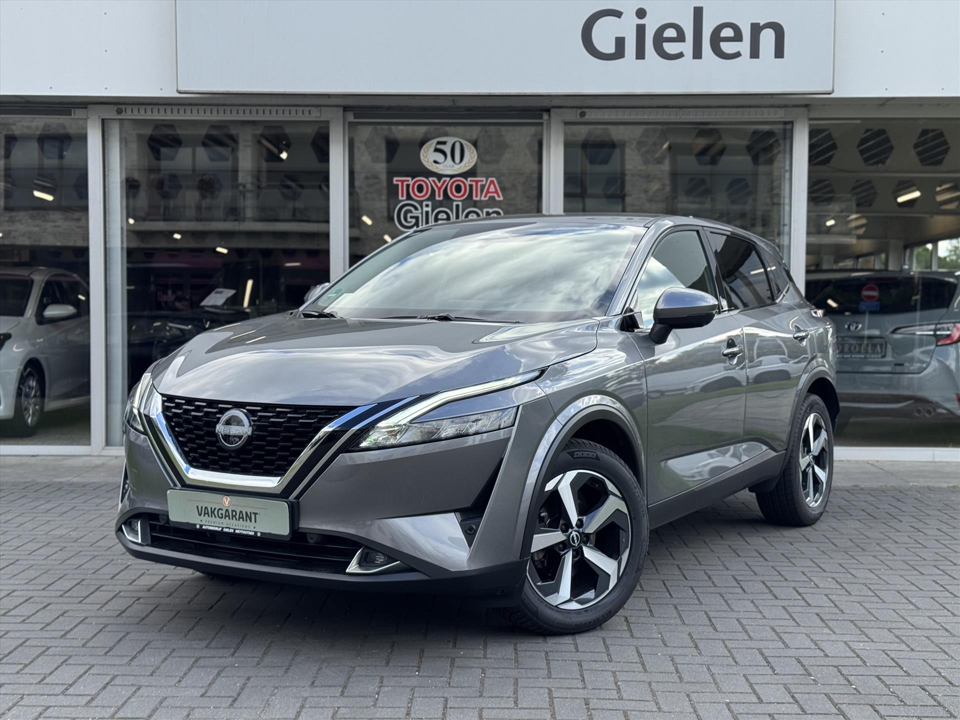 Nissan QASHQAI 1.3 MHEV Xtronic N-Connecta Automaat | 360 Camera, Dodehoekherkenning, Parkeersensoren, Stoel + Stuurverwarming 44567313-0.jpg | Autobedrijf Gielen
