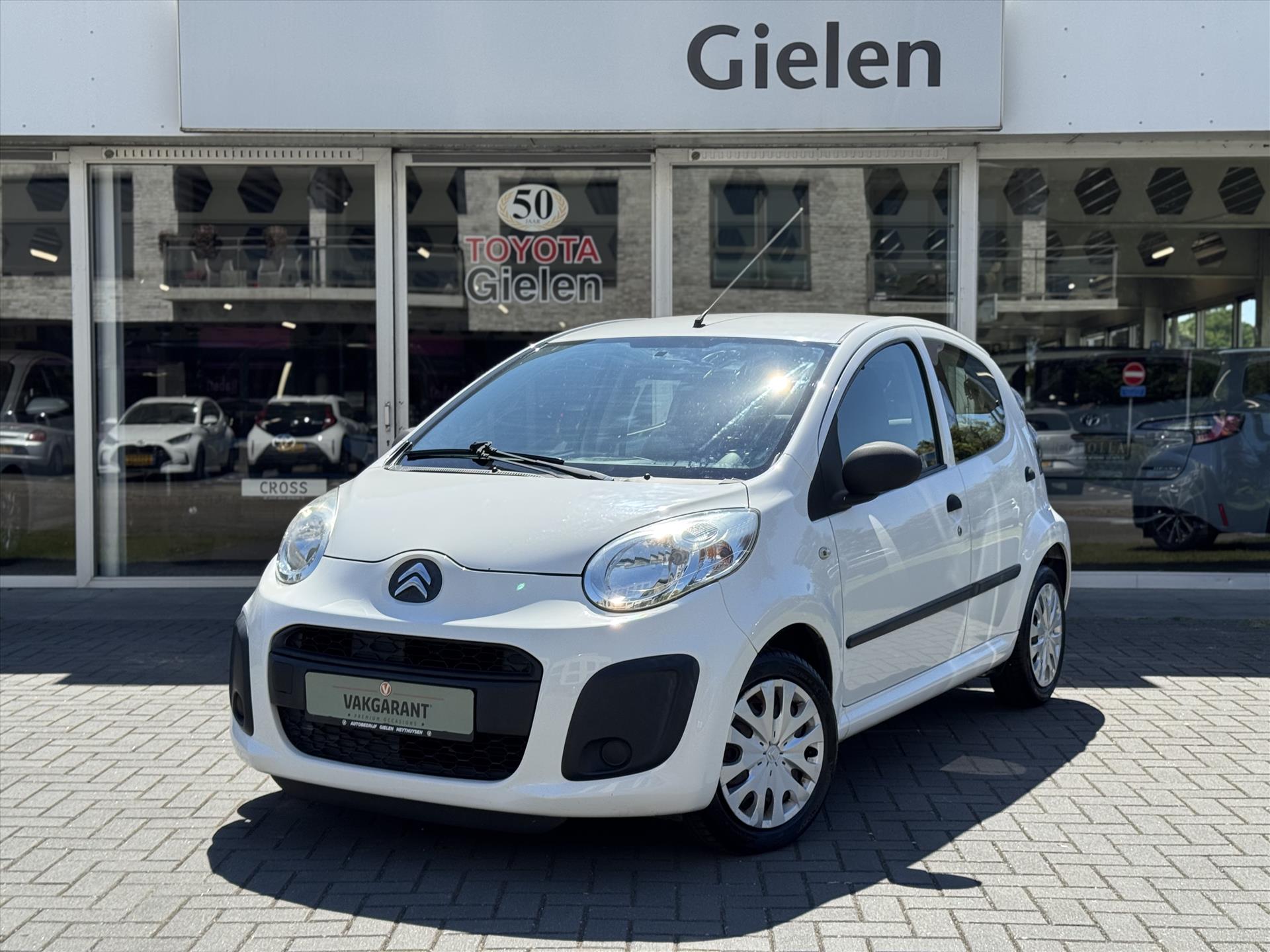Citroën C1 1.0i 68PK 5D Attraction | Airconditioning, 2e eigenaar, Radio/CD-Speler 44878237-0.jpg | Autobedrijf Gielen