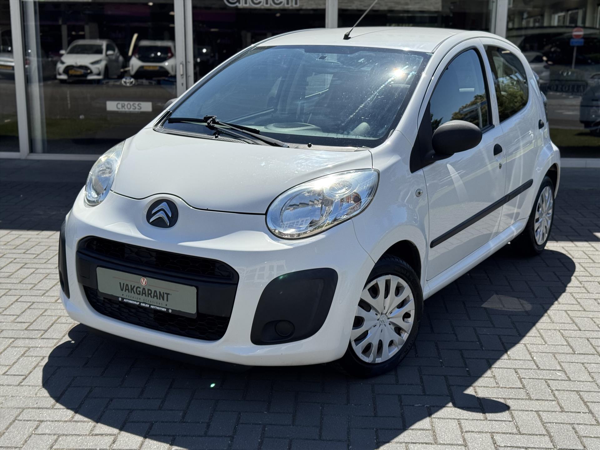 Citroën C1 1.0i 68PK 5D Attraction | Airconditioning, 2e eigenaar, Radio/CD-Speler 44878237-4.jpg | Autobedrijf Gielen