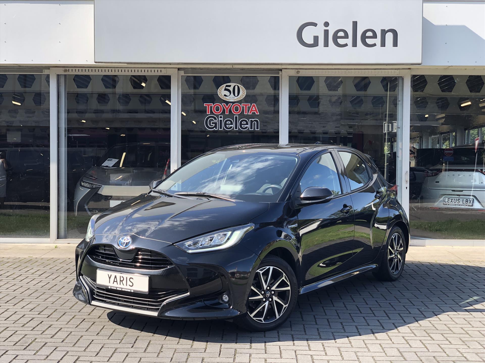 Toyota Yaris 1.5 Hybrid Dynamic Plus | Stoelverwarming, Keyless, LED, Lichtmetalen velgen, Parkeercamera, Adaptive cruise control 44896432-0.jpg | Autobedrijf Gielen