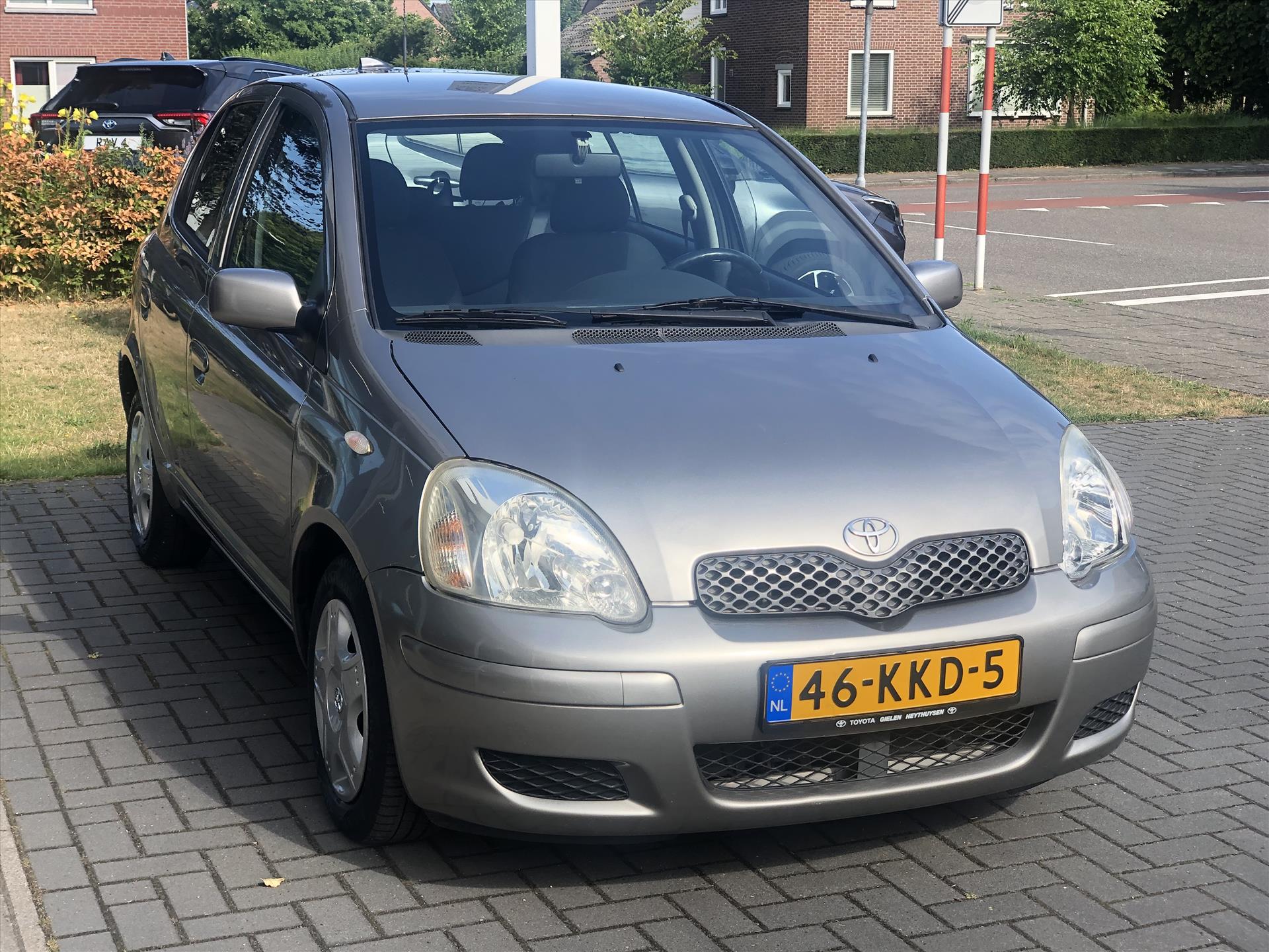 Toyota Yaris 1.3 Sol Automaat | Airco, Elektrische ramen voor, Trekhaak, Stuurbediening 45291609-4.jpg | Autobedrijf Gielen