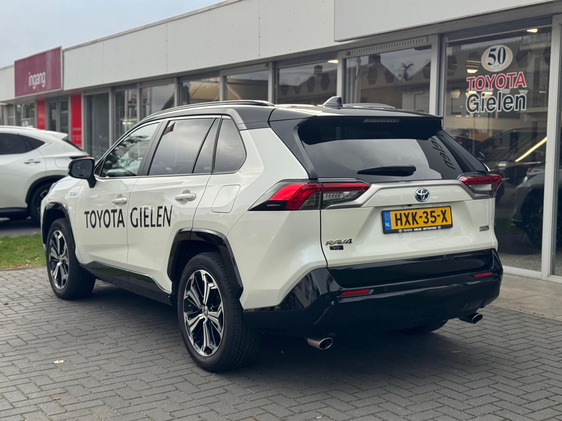 Toyota RAV4 2.5 Plug-in Hybrid AWD Bi-Tone Plus | Head up display, JBL, Leer, Geheugenfunctie, 360 camera, Stuurverwarming, Blind Spot 45337651-3.jpg | Autobedrijf Gielen