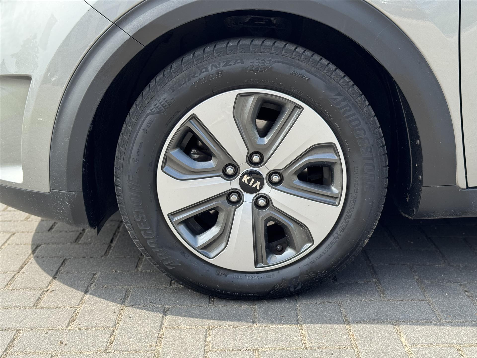 Kia Niro 1.6 GDi Hybrid DynamicLine | Parkeersensoren, Navigatie, Parkeercamera, Apple CarPlay/Android auto 45459808-7.jpg | Autobedrijf Gielen