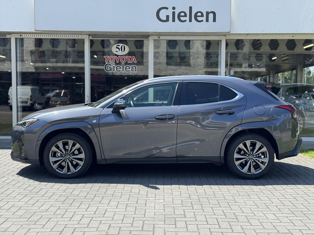 Lexus UX 250h F Sport Line | Facelift, Head up display, Blind Spot, 18 inch, Parkeersensoren, Stoel + Stuurverwarming, Groot scherm 45592133-3.jpg | Autobedrijf Gielen