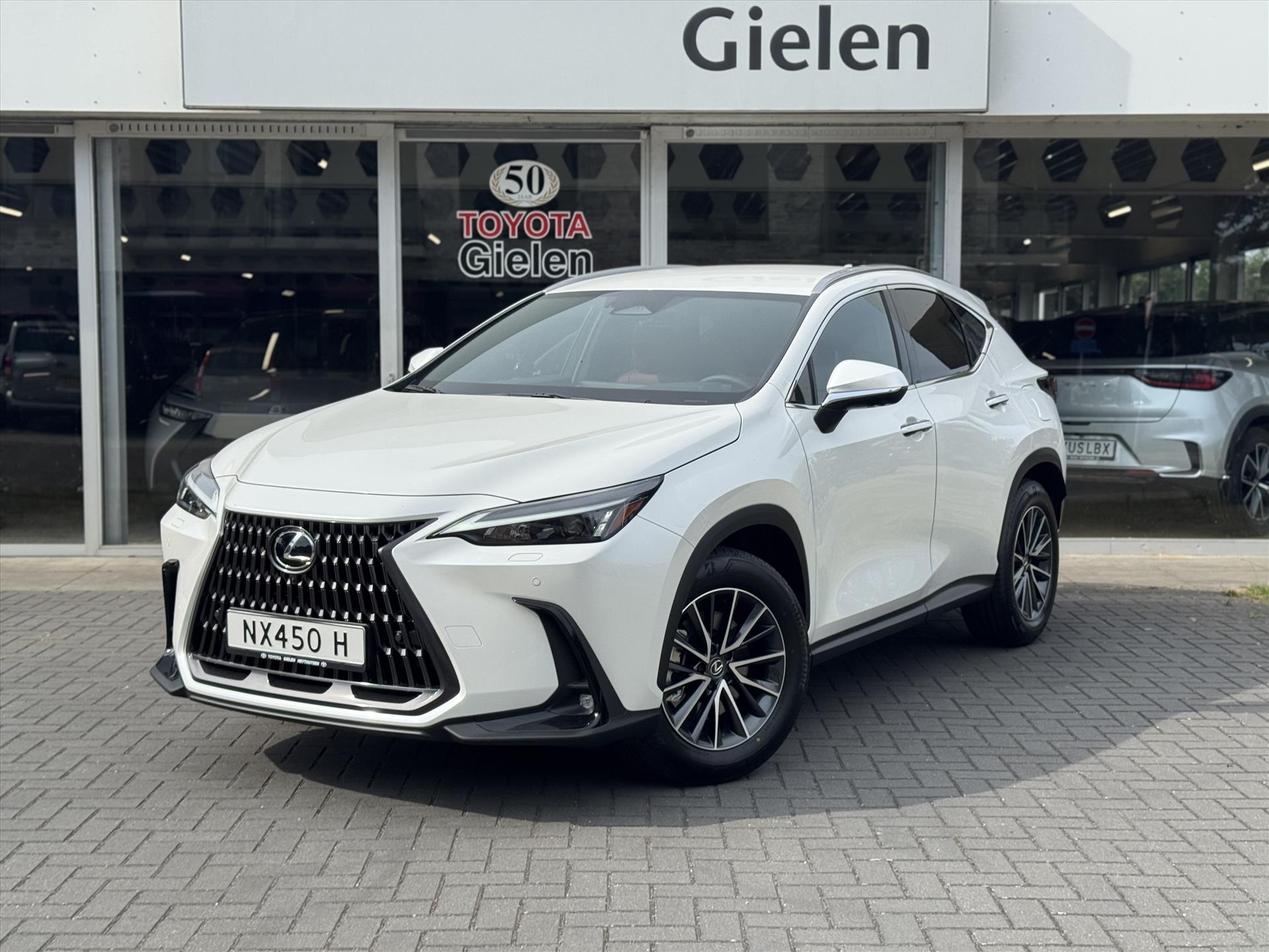 Lexus NX 450h+ AWD Luxury Line Plus | 360 Camera, Leer, Groot scherm, Dodehoekherkenning, Stoel + Stuurverwarming 45760897-0.jpg | Autobedrijf Gielen