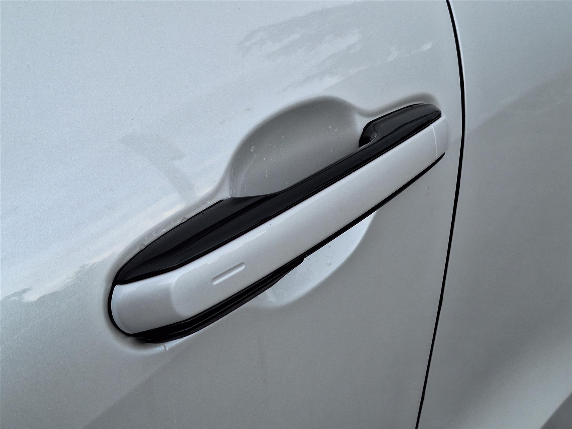 Lexus LBX 1.5 Comfort & Safety Pack | Dodehoekherkenning, Parkeersensoren, Keyless, Stoelverwarming 46067006-4.jpg | Autobedrijf Gielen