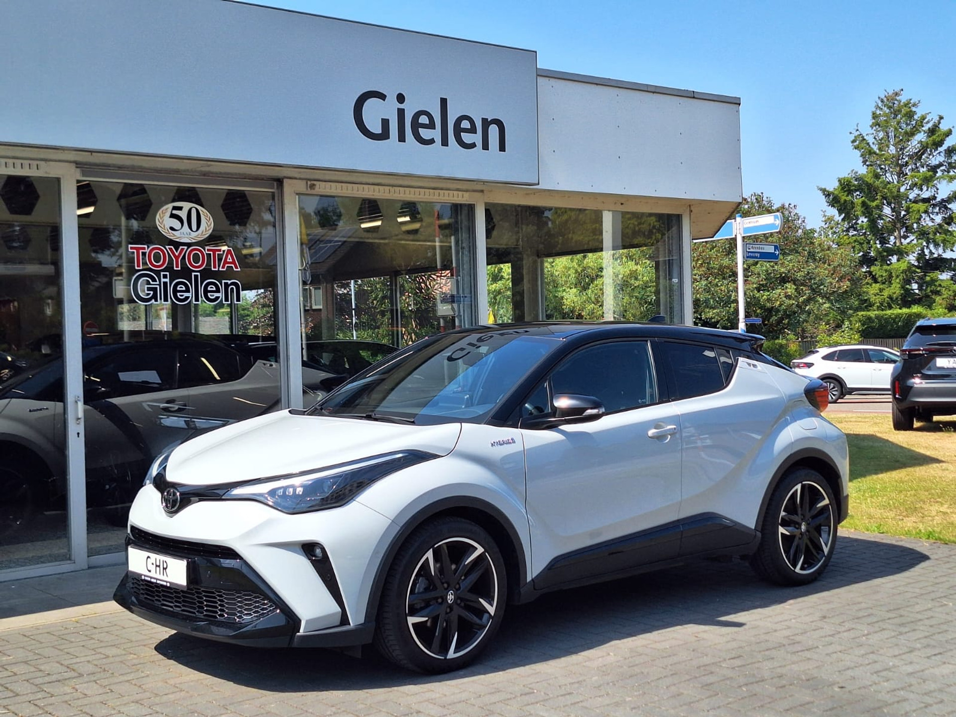 Toyota C-HR 2.0 Hybrid 184pk GR Sport | JBL, BSM, Stoel- Stuurverwarming 46099416-2.jpg | Autobedrijf Gielen