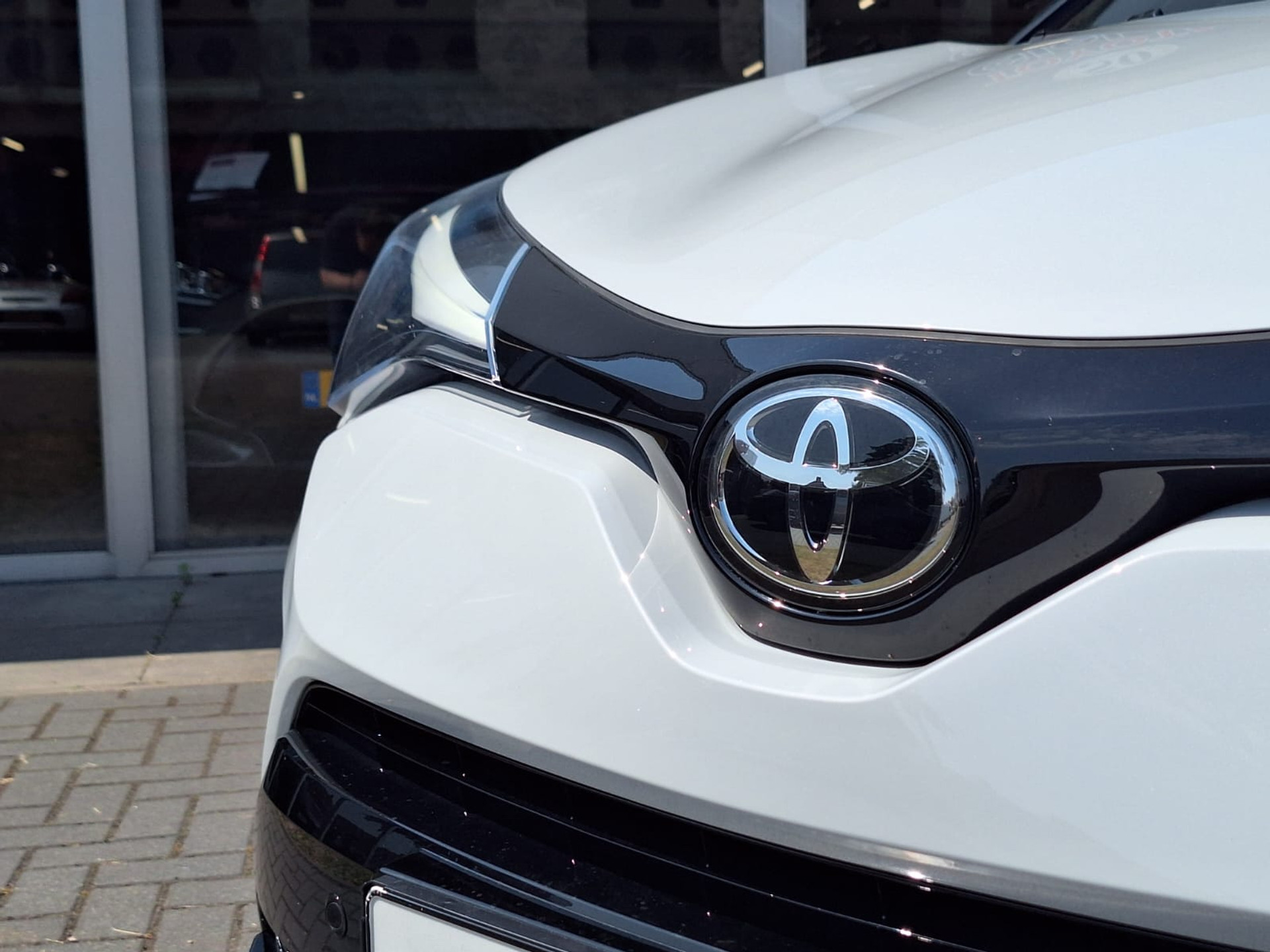 Toyota C-HR 2.0 Hybrid 184pk GR Sport | JBL, BSM, Stoel- Stuurverwarming 46099416-4.jpg | Autobedrijf Gielen