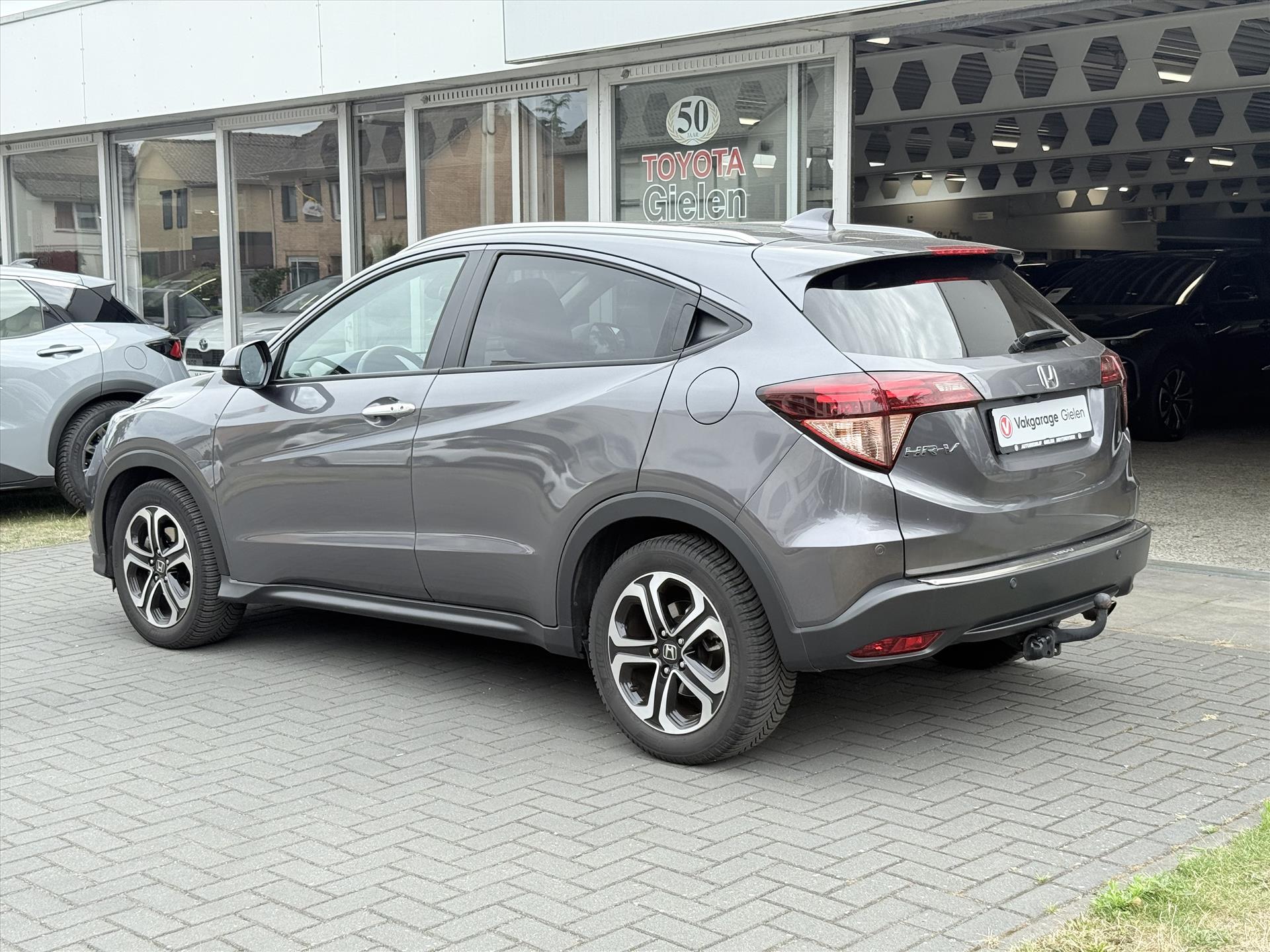 Honda HR-V 1.5 i-VTEC Automaat Executive | Trekhaak, Panoramadak, Navigatie, Parkeersensoren, Keyless, Camera, Stoelverwarming 46154775-1.jpg | Autobedrijf Gielen