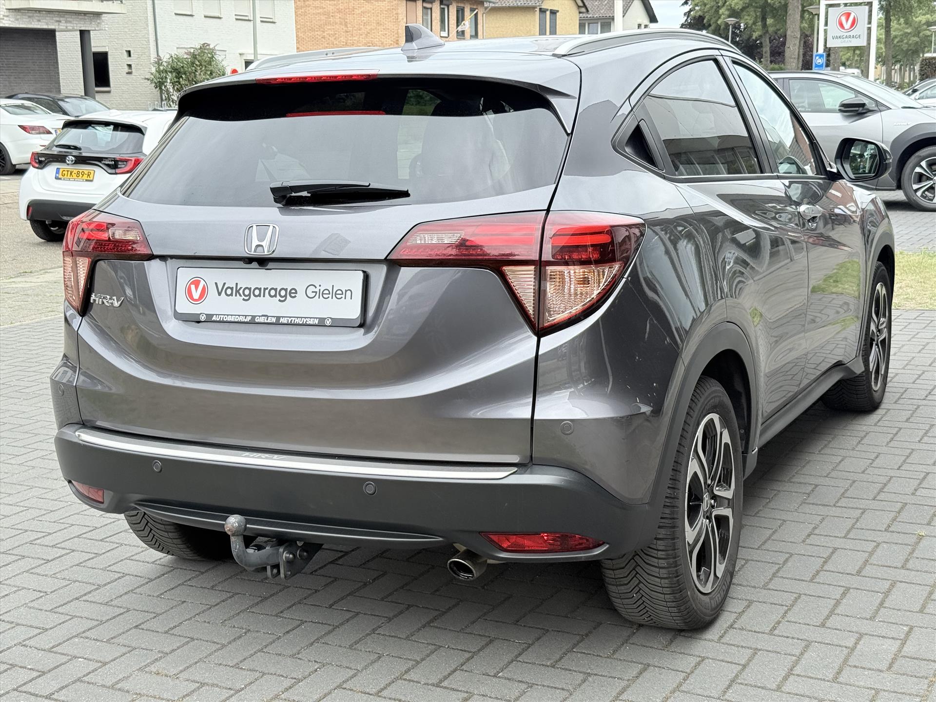 Honda HR-V 1.5 i-VTEC Automaat Executive | Trekhaak, Panoramadak, Navigatie, Parkeersensoren, Keyless, Camera, Stoelverwarming 46154775-3.jpg | Autobedrijf Gielen