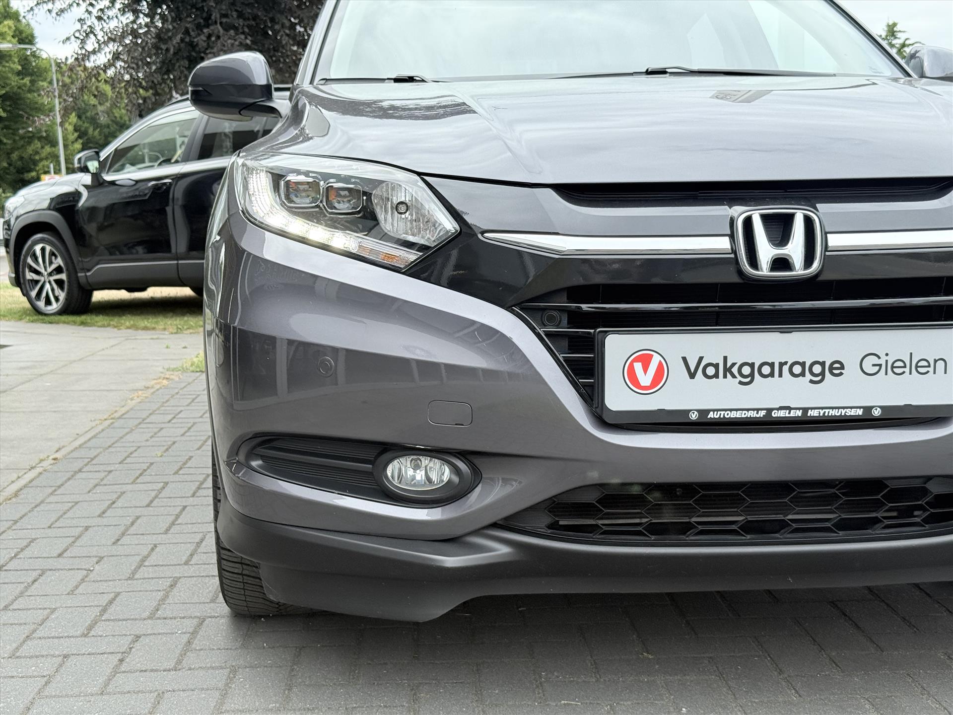 Honda HR-V 1.5 i-VTEC Automaat Executive | Trekhaak, Panoramadak, Navigatie, Parkeersensoren, Keyless, Camera, Stoelverwarming 46154775-4.jpg | Autobedrijf Gielen