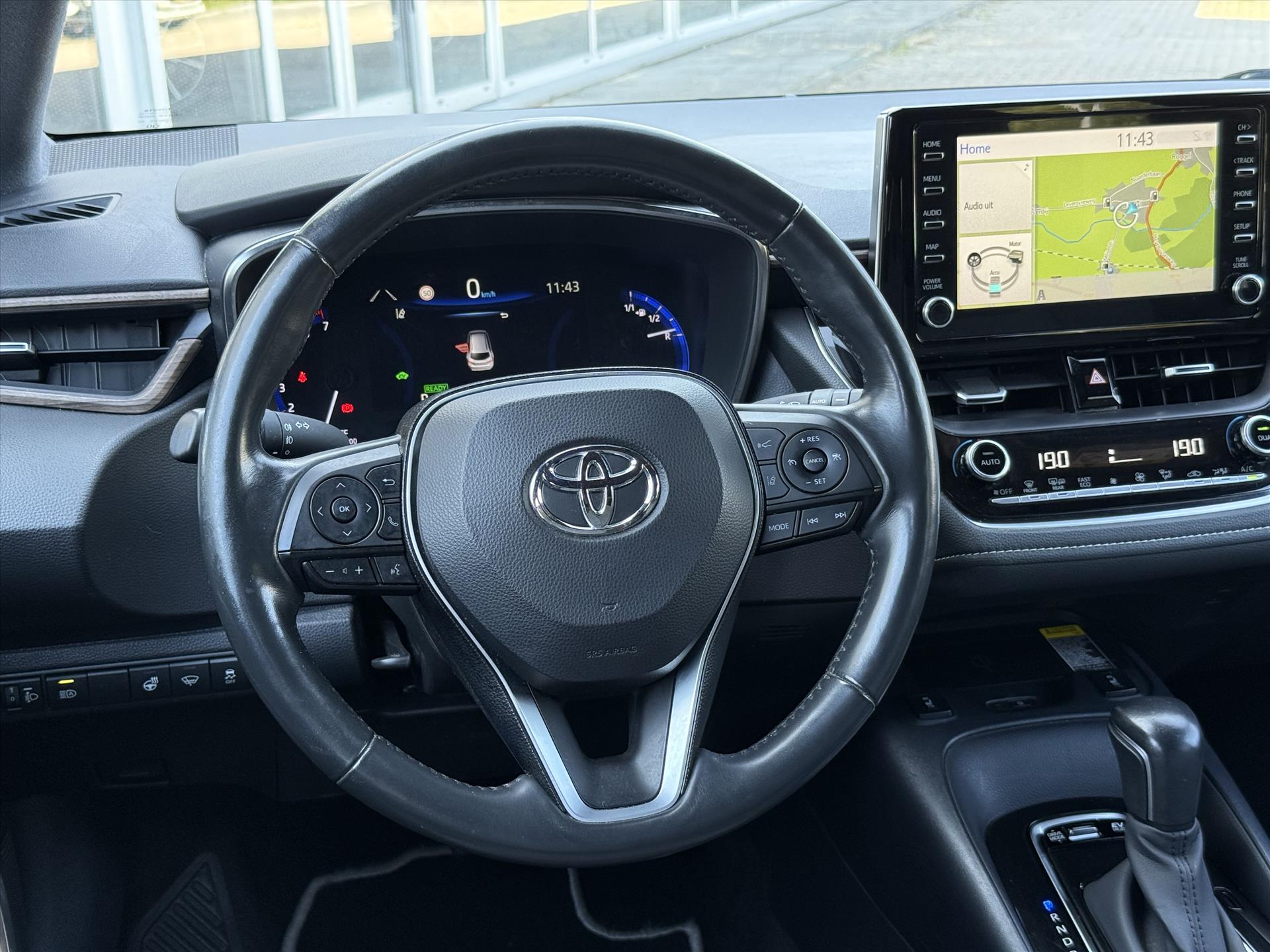 Toyota Corolla Touring Sports 1.8 Hybrid TREK | Parkeersensoren, Navigatie, Apple CarPlay/Android Auto, Stoel + Stuurverwarming 46871412-3.jpg | Autobedrijf Gielen