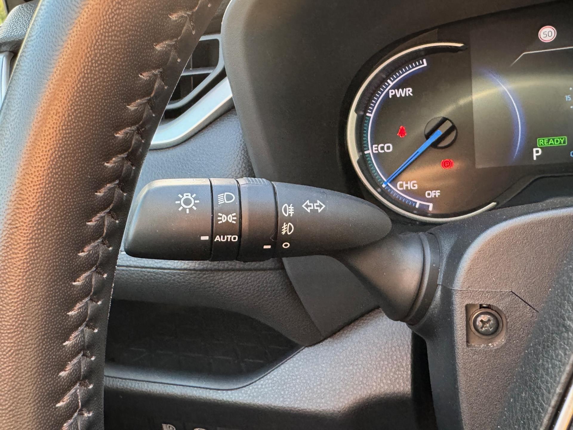 Toyota RAV4 2.5 Hybrid 222pk AWD Dynamic | Navigatie, Stoel + Stuurverwarming, 18 inch, Apple CarPlay/Android Auto, 1.650KG Trekgewicht 46886088-22.jpg | Autobedrijf Gielen