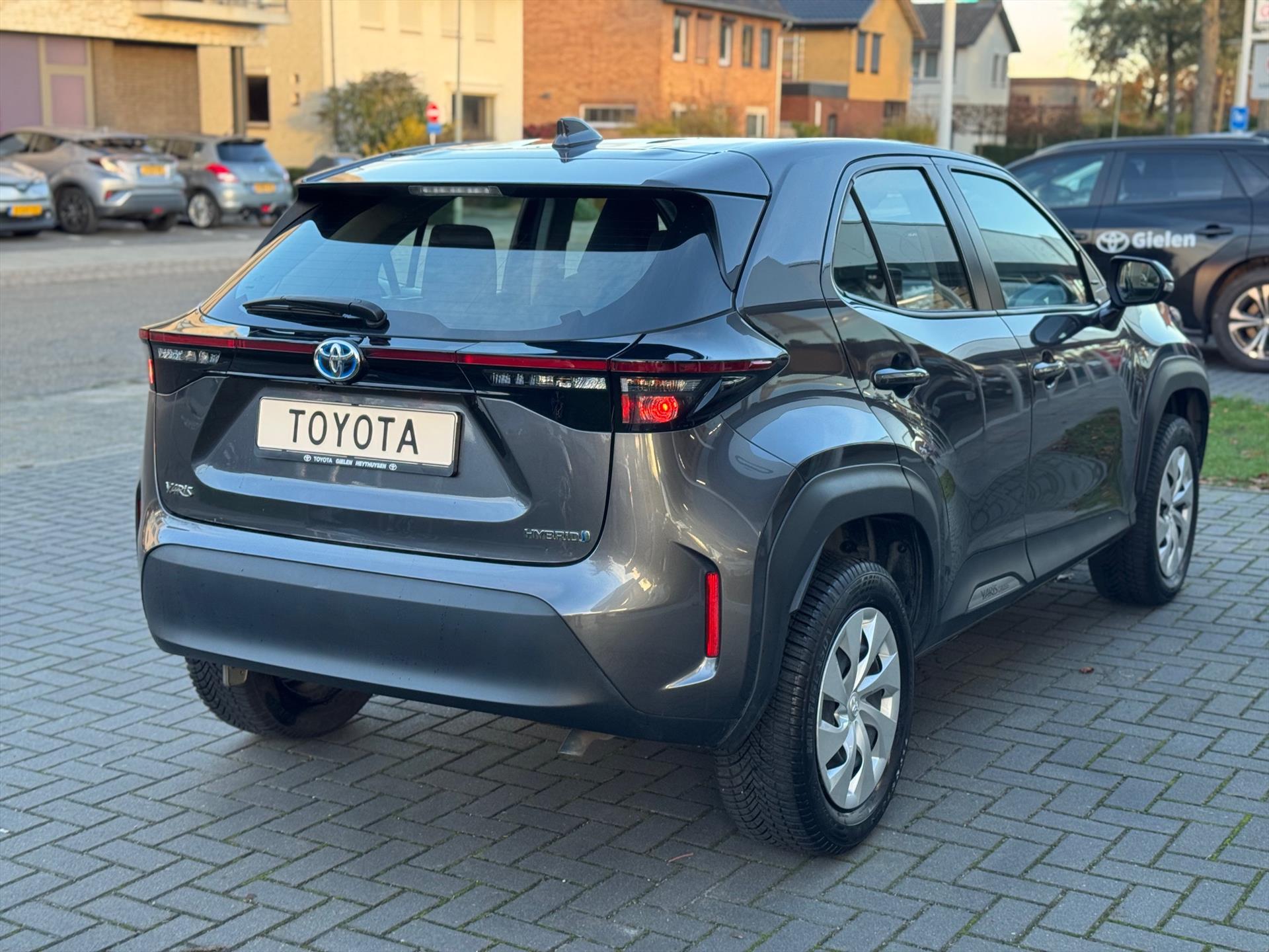 Toyota Yaris Cross 1.5 Hybrid Active | Apple CarPlay/Android auto, LED, Parkeercamera, Adaptive cruise control, Climate control 46941753-4.jpg | Autobedrijf Gielen
