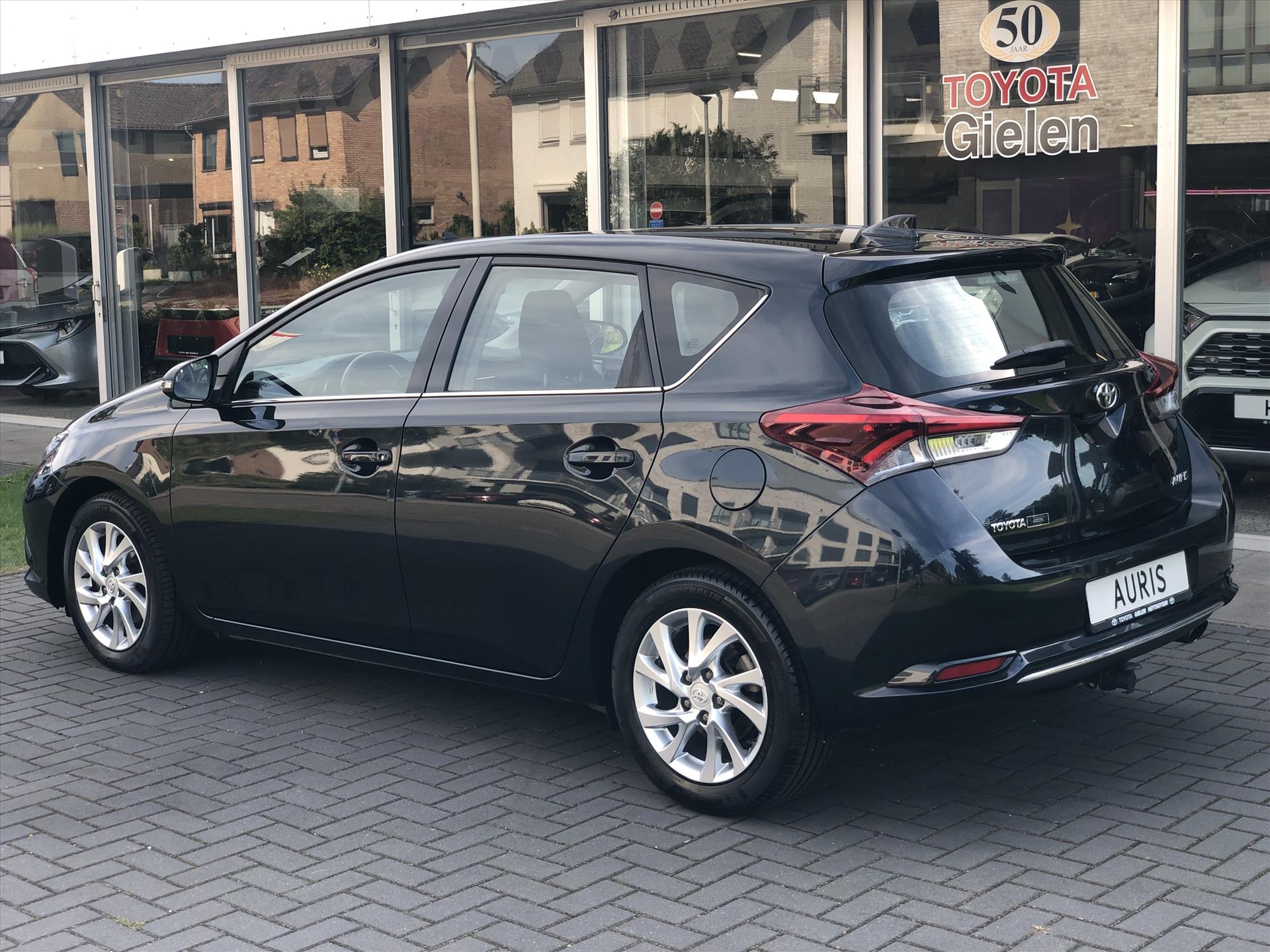 Toyota Auris 1.2T 116pk Aspiration | Navigatie, Cruise control, Parkeercamera, Climate control, 16 inch, DAB, Bluetooth 46955611-3.jpg | Autobedrijf Gielen