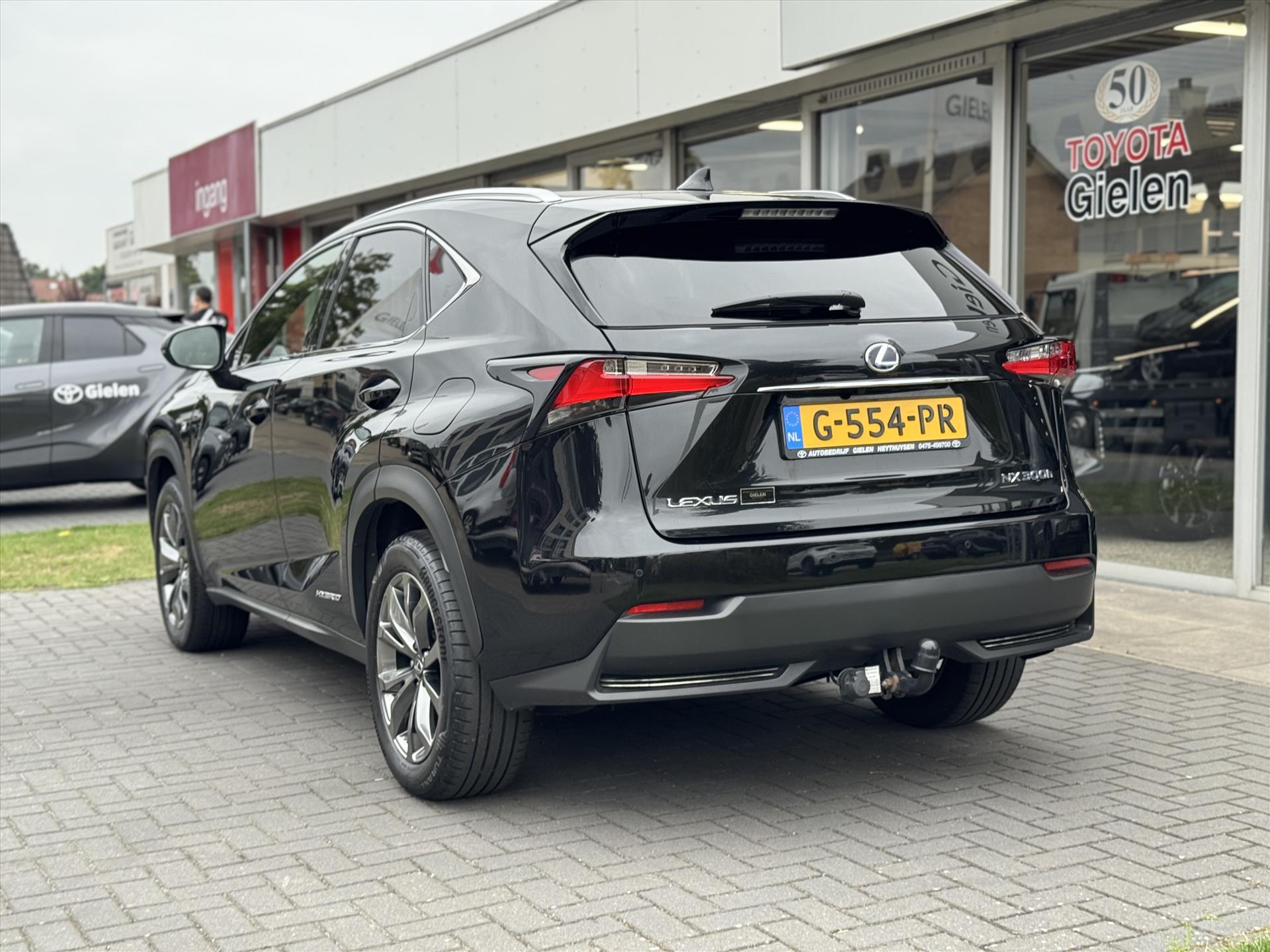 Lexus NX 300h AWD F Sport Line | Trekhaak, Triple Led, Adaptive cruise control, Leer, Stoelverwarming, Parkeersensoren, Navigatie 46967784-2.jpg | Autobedrijf Gielen