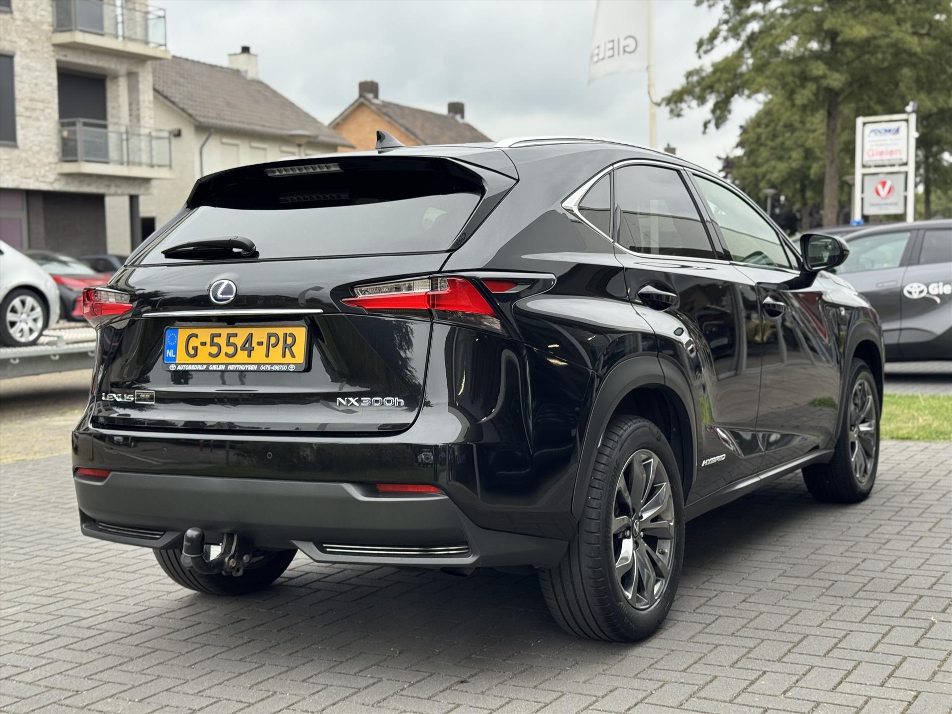 Lexus NX 300h AWD F Sport Line | Trekhaak, Triple Led, Adaptive cruise control, Leer, Stoelverwarming, Parkeersensoren, Navigatie 46967784-3.jpg | Autobedrijf Gielen