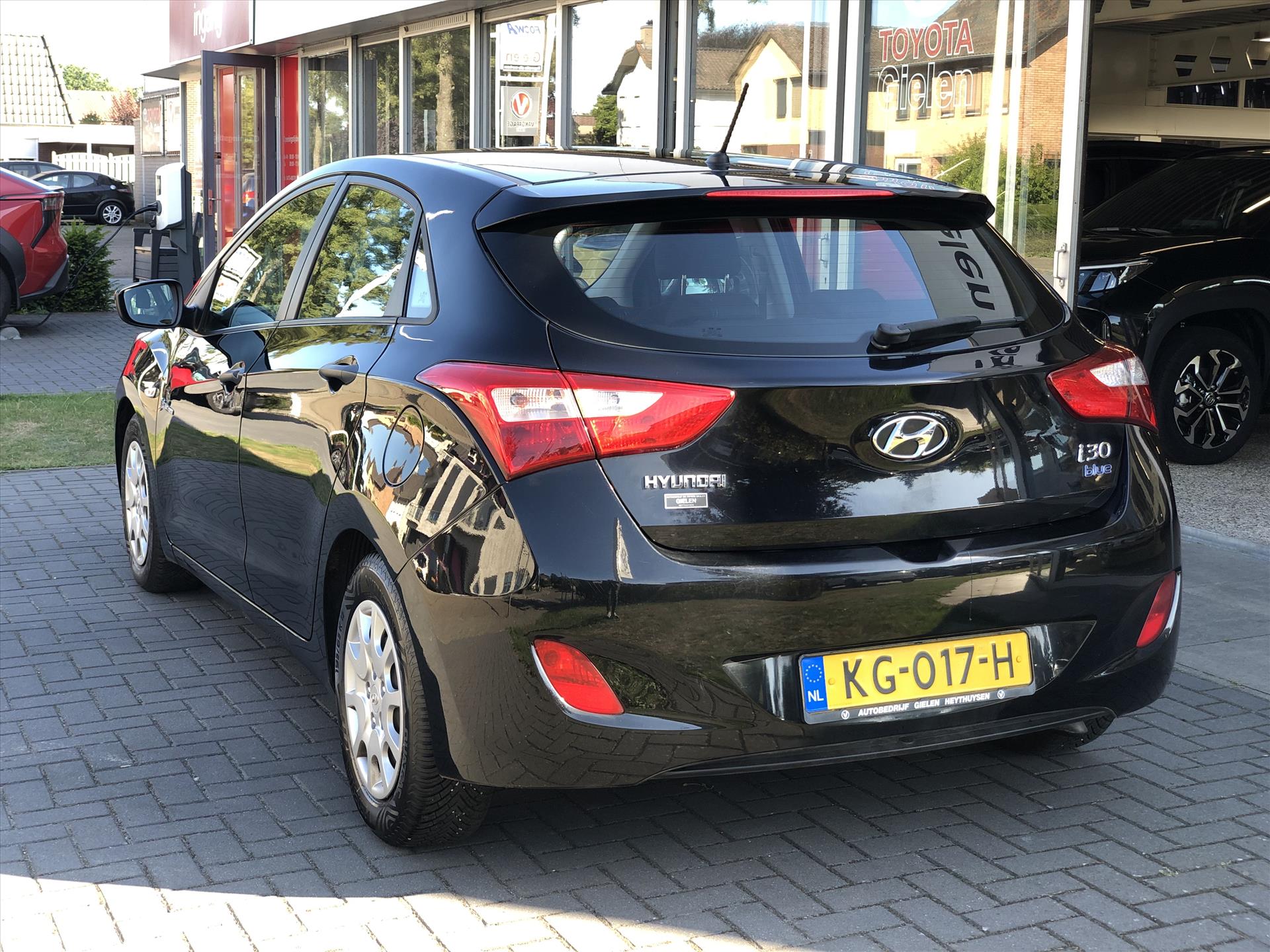 Hyundai i30 1.6 GDi Blue i-Drive Cool Plus | Airco, Stuurwielbediening, Bluetooth 46995579-4.jpg | Autobedrijf Gielen
