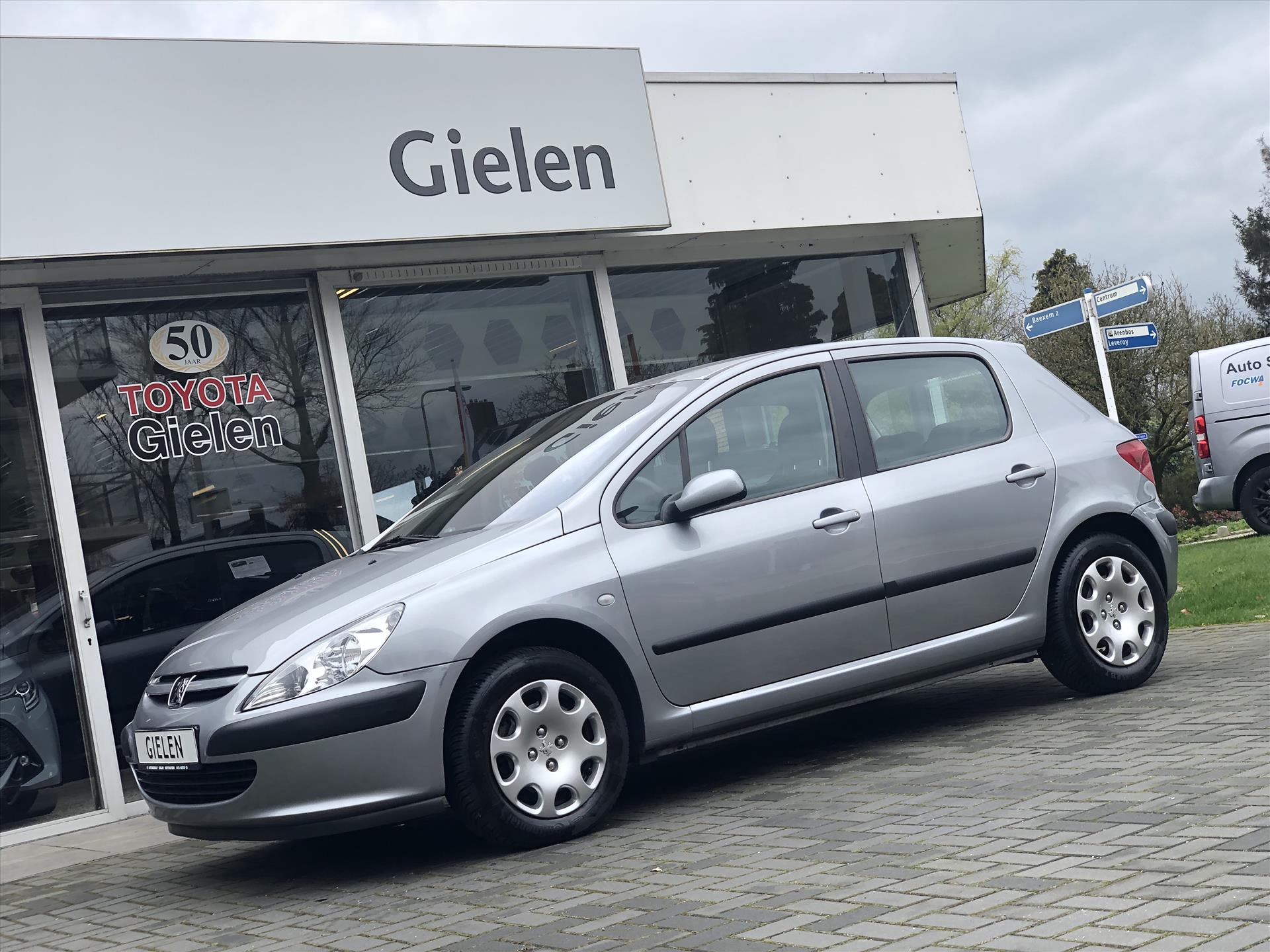 Peugeot 307 1.6 XT 5-DEURS Automaat | Climate control, Radio/CD-Speler, Cruise control, Lichtmetalen velgen, Uniek weinig KM! 46995620-3.jpg | Autobedrijf Gielen