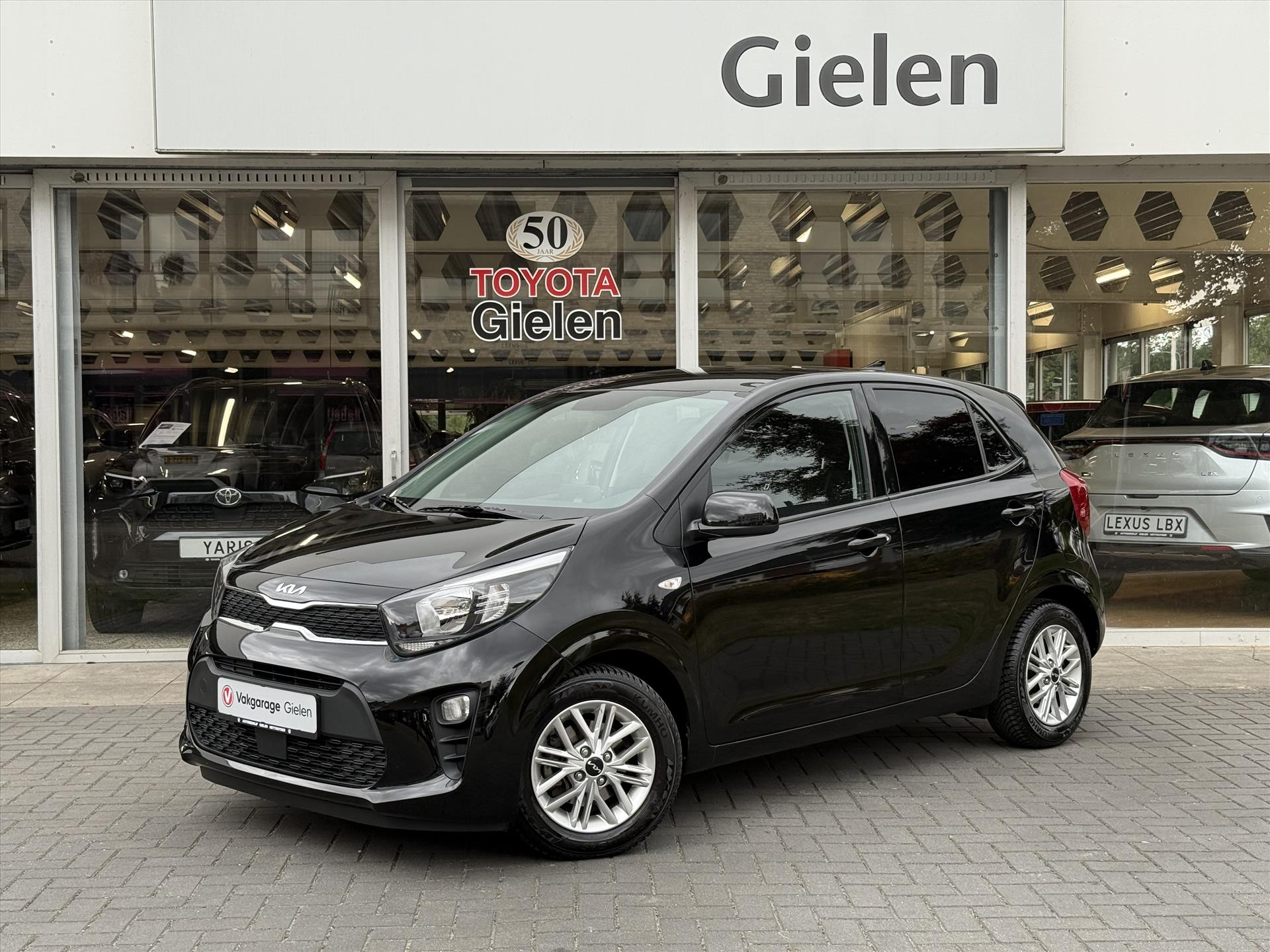 Kia Picanto 1.0 DPi DynamicLine | Stoel + Stuurverwarming, Apple CarPlay/Android Auto, Lichtmetalen velgen, Parkeercamera, Privacy glass 47145442-0.jpg | Autobedrijf Gielen