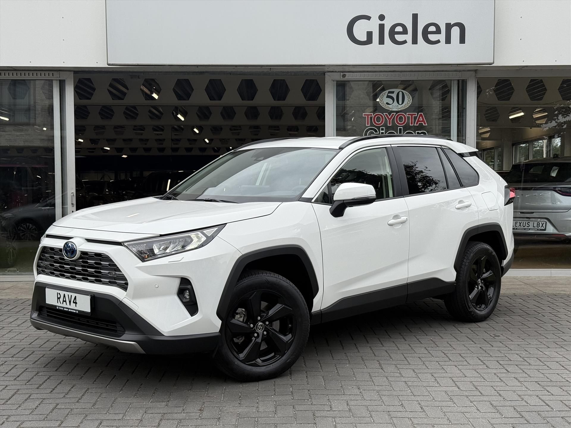 Toyota RAV4 Hybrid 220 Dynamic Plus | 18inch, Groot scherm, Dodehoekherkenning, Parkeersensoren, Stoelverwarming, Nieuwe multimedia 47195831-0.jpg | Autobedrijf Gielen