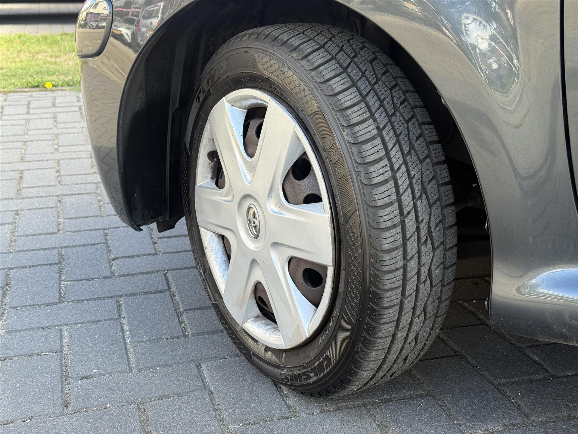 Toyota Aygo 1.0 VVT-I 5DRS Comfort | Airconditioning, Centrale deurvergrendeling, Elektrische ramen, Radio/CD-Speler 47204146-2.jpg | Autobedrijf Gielen
