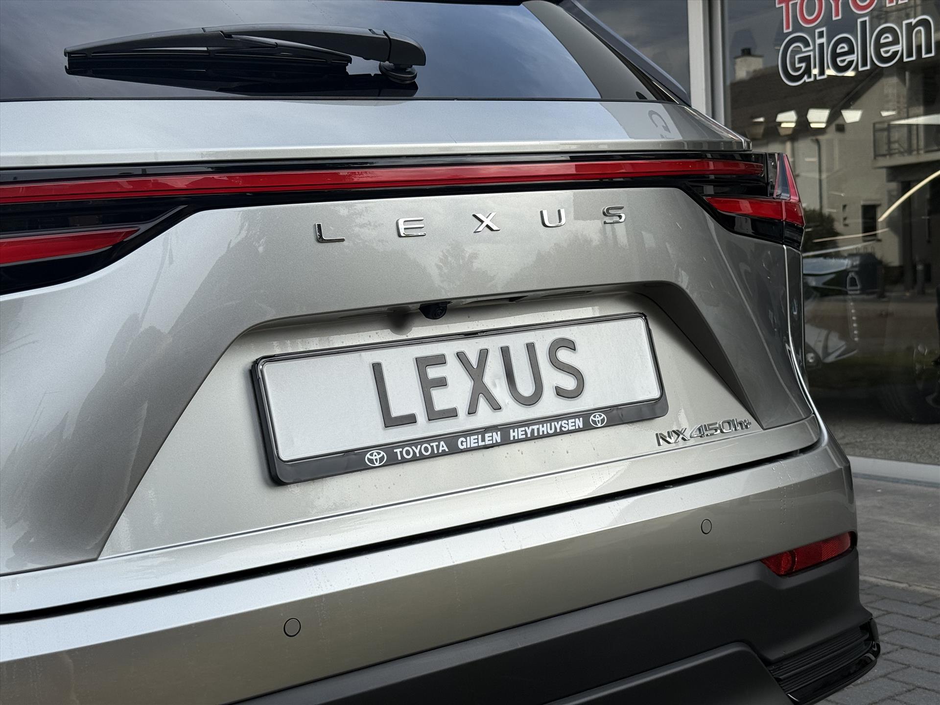 Lexus NX 450h+ Launch Edition | Groot scherm, Stoelventilatie, Stuurverwarming, Dodehoekherkenning, Memory, Eerste eigenaar! 47204321-3.jpg | Autobedrijf Gielen