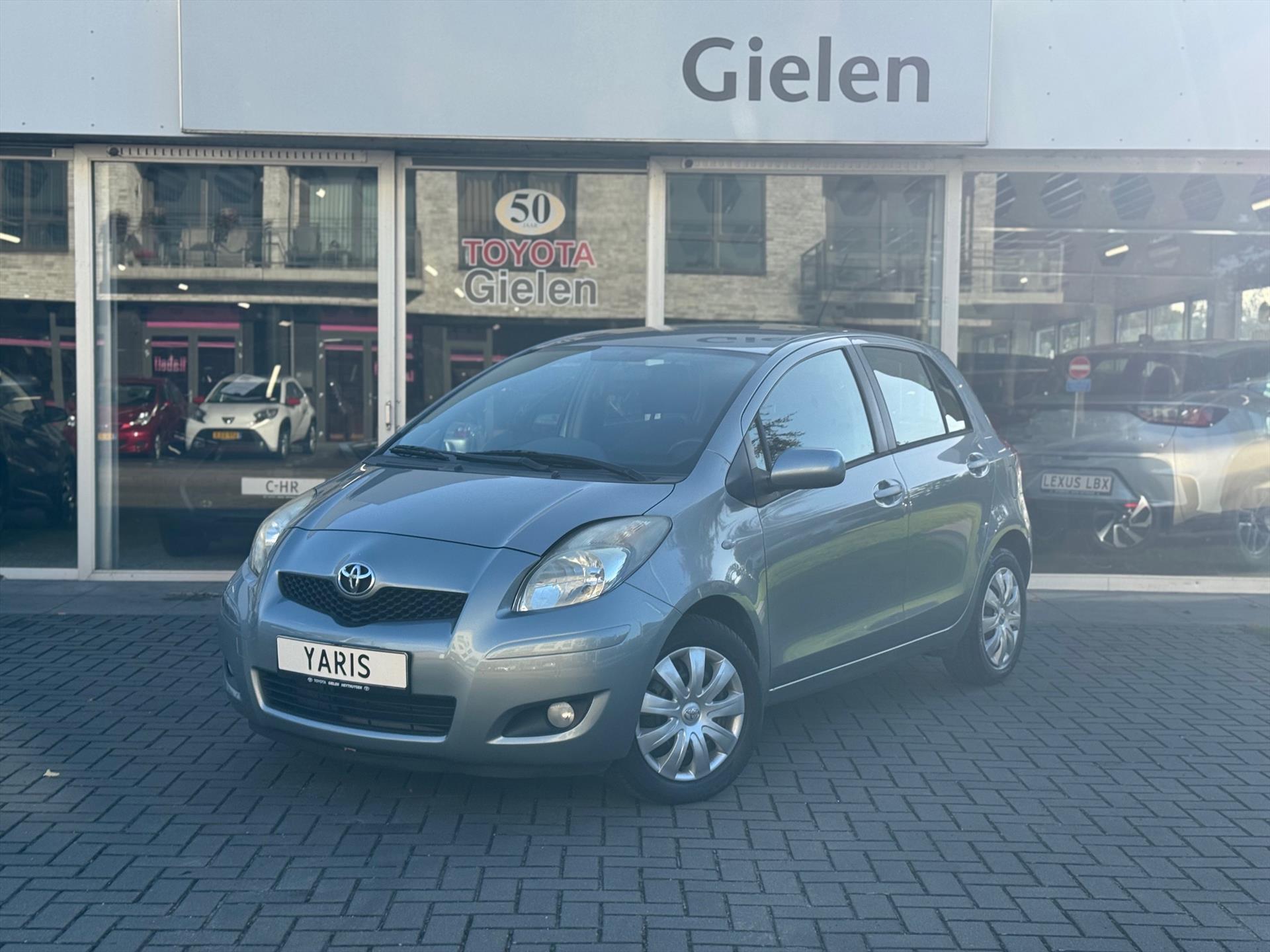 Toyota Yaris 1.3 VVT-i 5D Aspiration | Climate control, 6-Bak, Elektrische ramen, Centrale deurvergrendeling, Radio/CD-Speler, 2e Eigenaar 47284929-0.jpg | Autobedrijf Gielen
