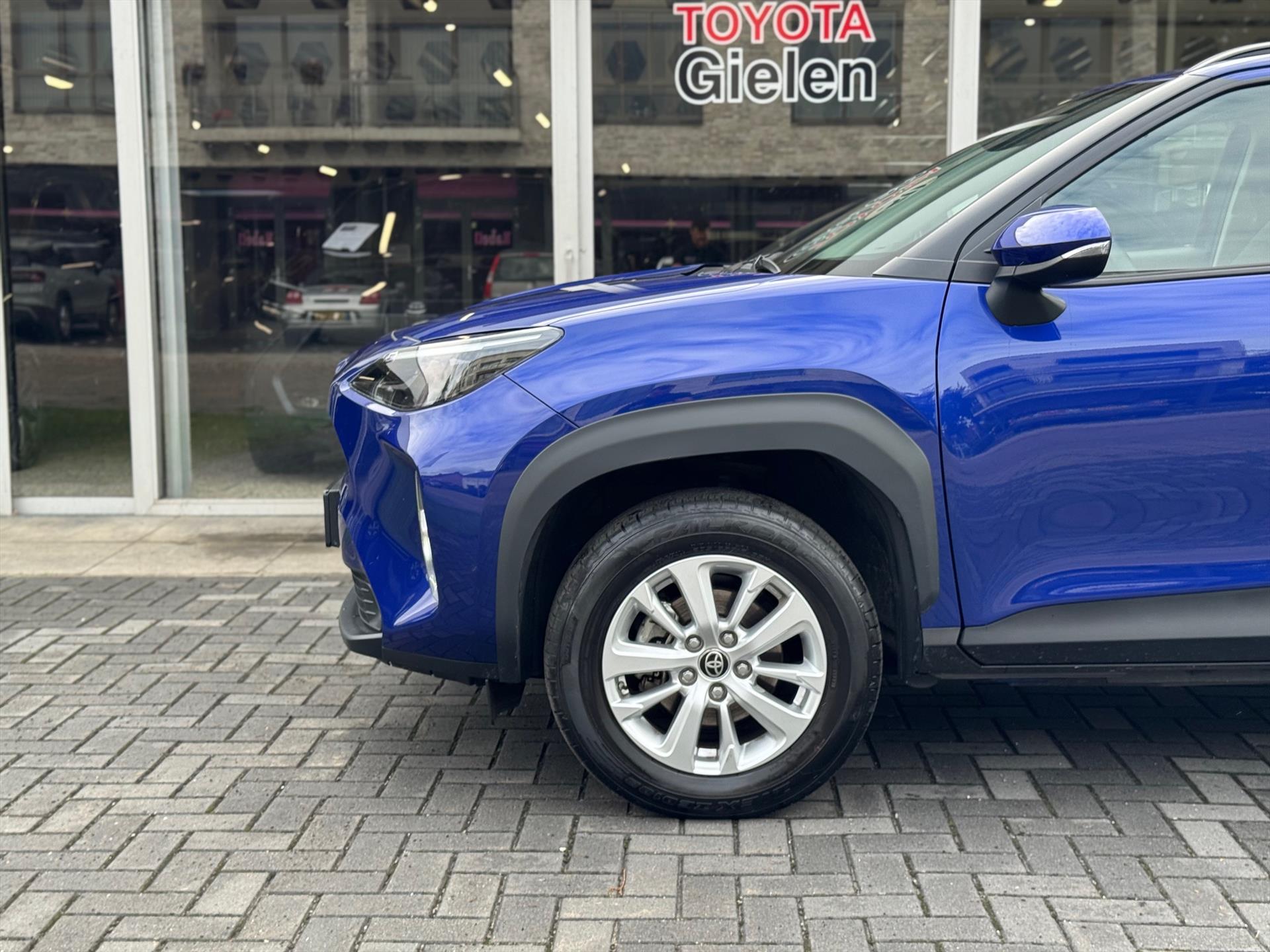 Toyota Yaris Cross 1.5 Hybrid Active | Lichtmetalen velgen, Apple CarPlay/Android auto, Parkeercamera, Eerste eigenaar 47364501-10.jpg | Autobedrijf Gielen