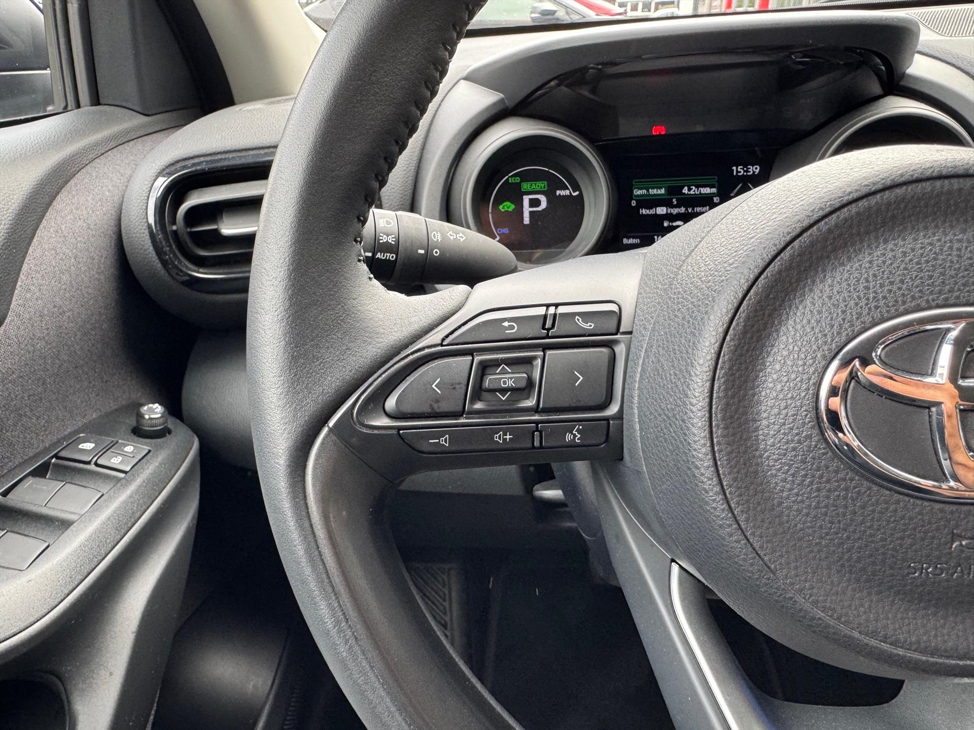 Toyota Yaris Cross 1.5 Hybrid Active | Lichtmetalen velgen, Apple CarPlay/Android auto, Parkeercamera, Eerste eigenaar 47364501-19.jpg | Autobedrijf Gielen